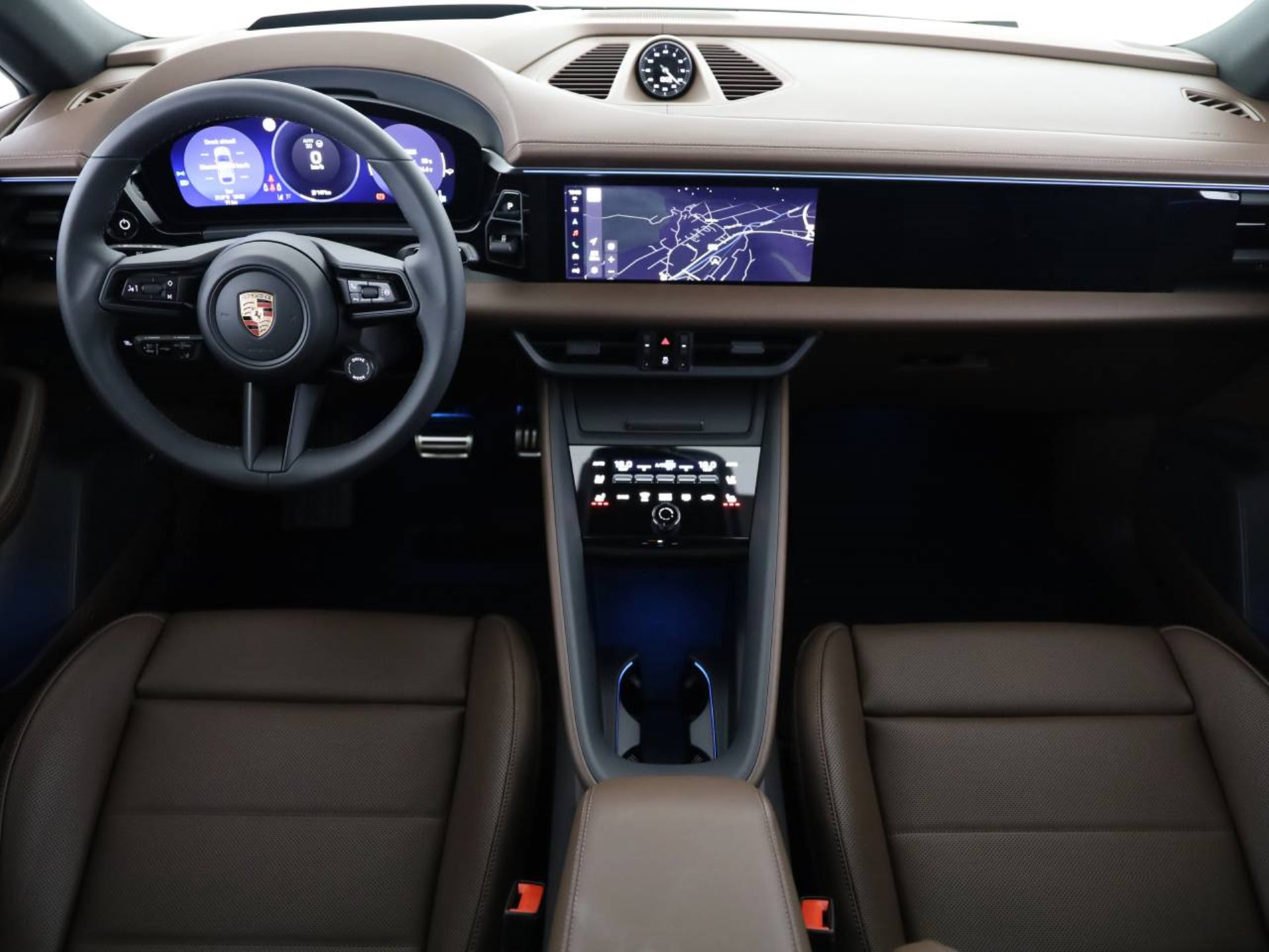 PORSCHE Macan 4S-image-10