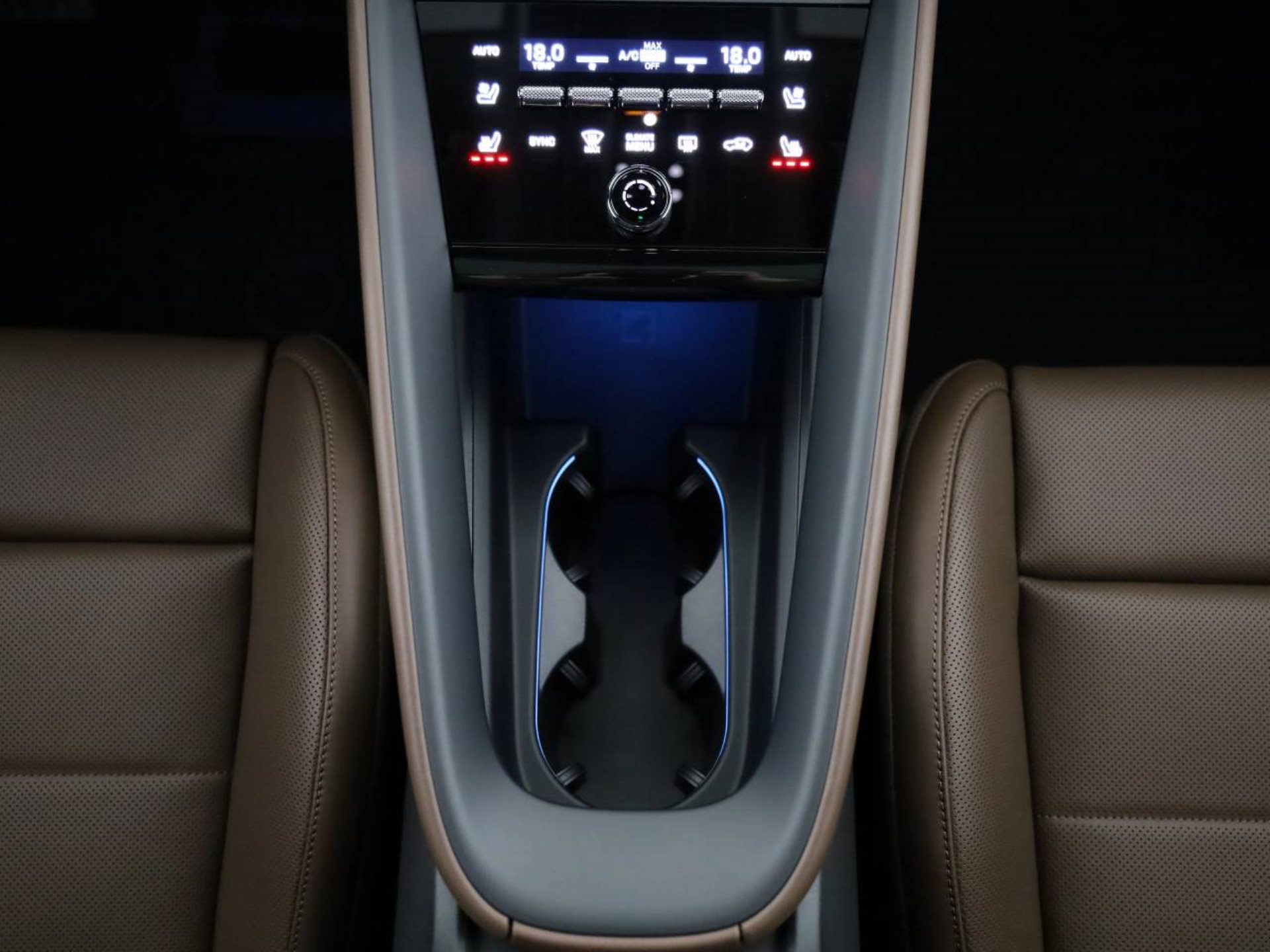 PORSCHE Macan 4S-image-12