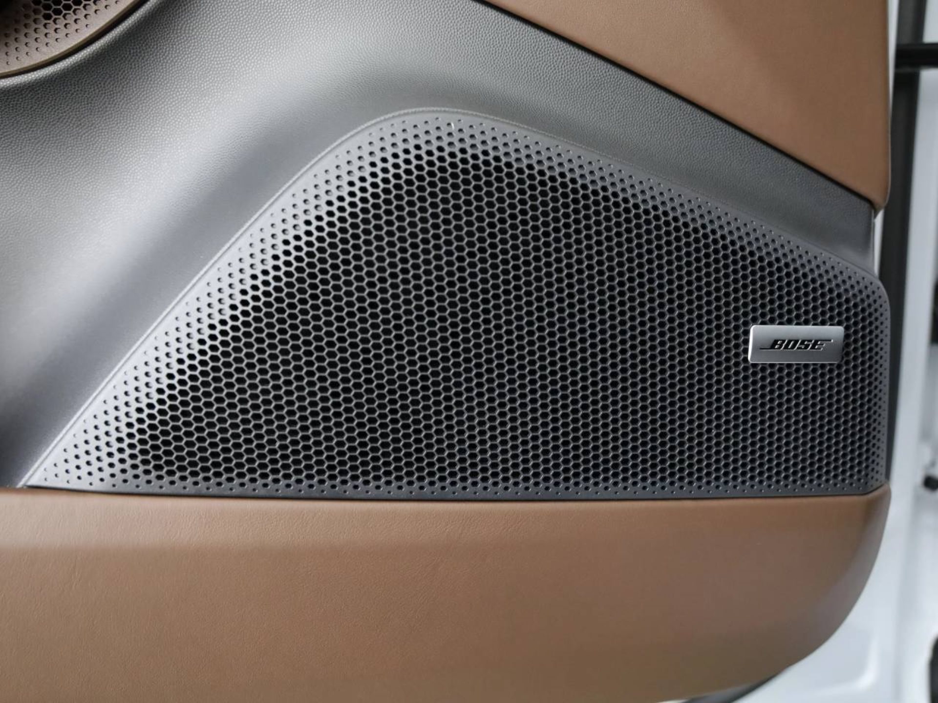 PORSCHE Macan 4S-image-16
