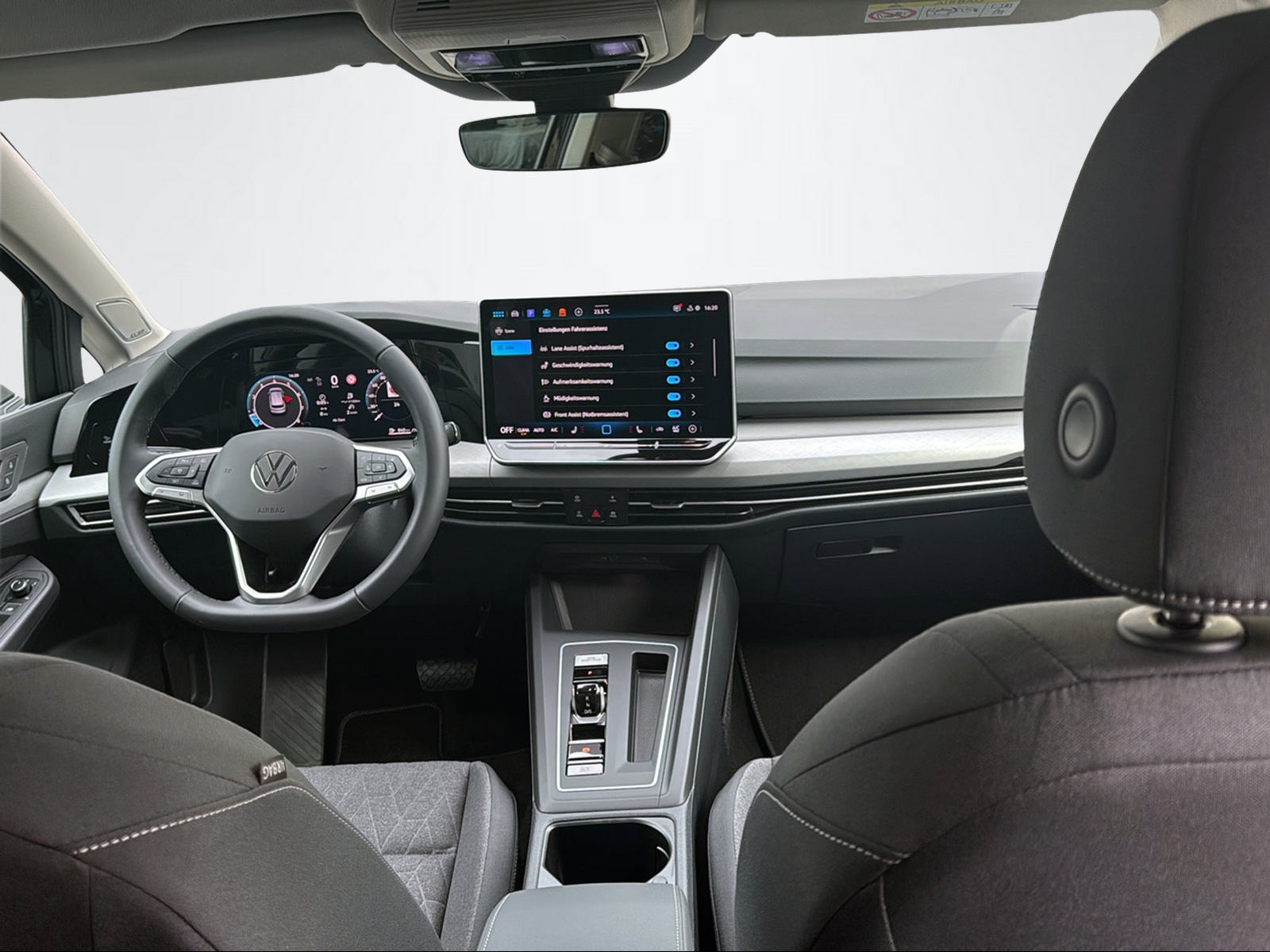 VW Golf VIII 1.5 eTSI United DSG-image-9