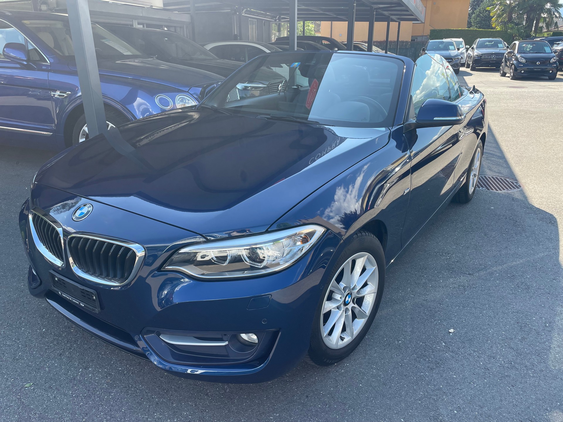 BMW 220i Sport Line Steptronic-image-9