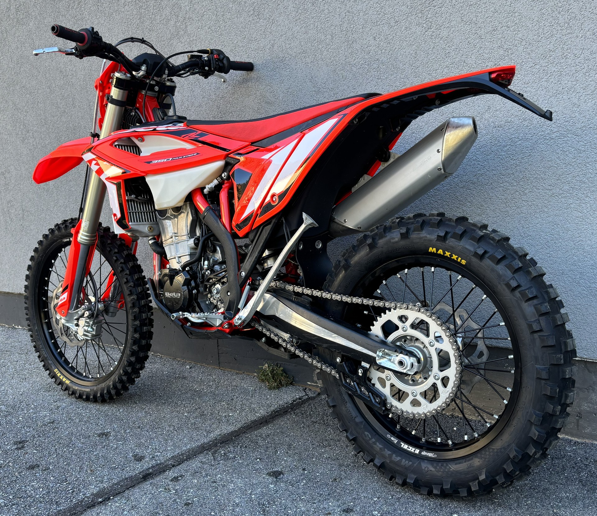 BETA RR-E 350-4T EFI Enduro-image-4