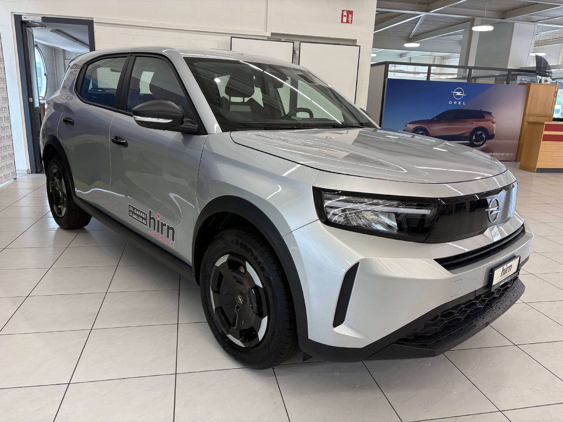 OPEL Frontera 1.2 T HEV Edition-image-2