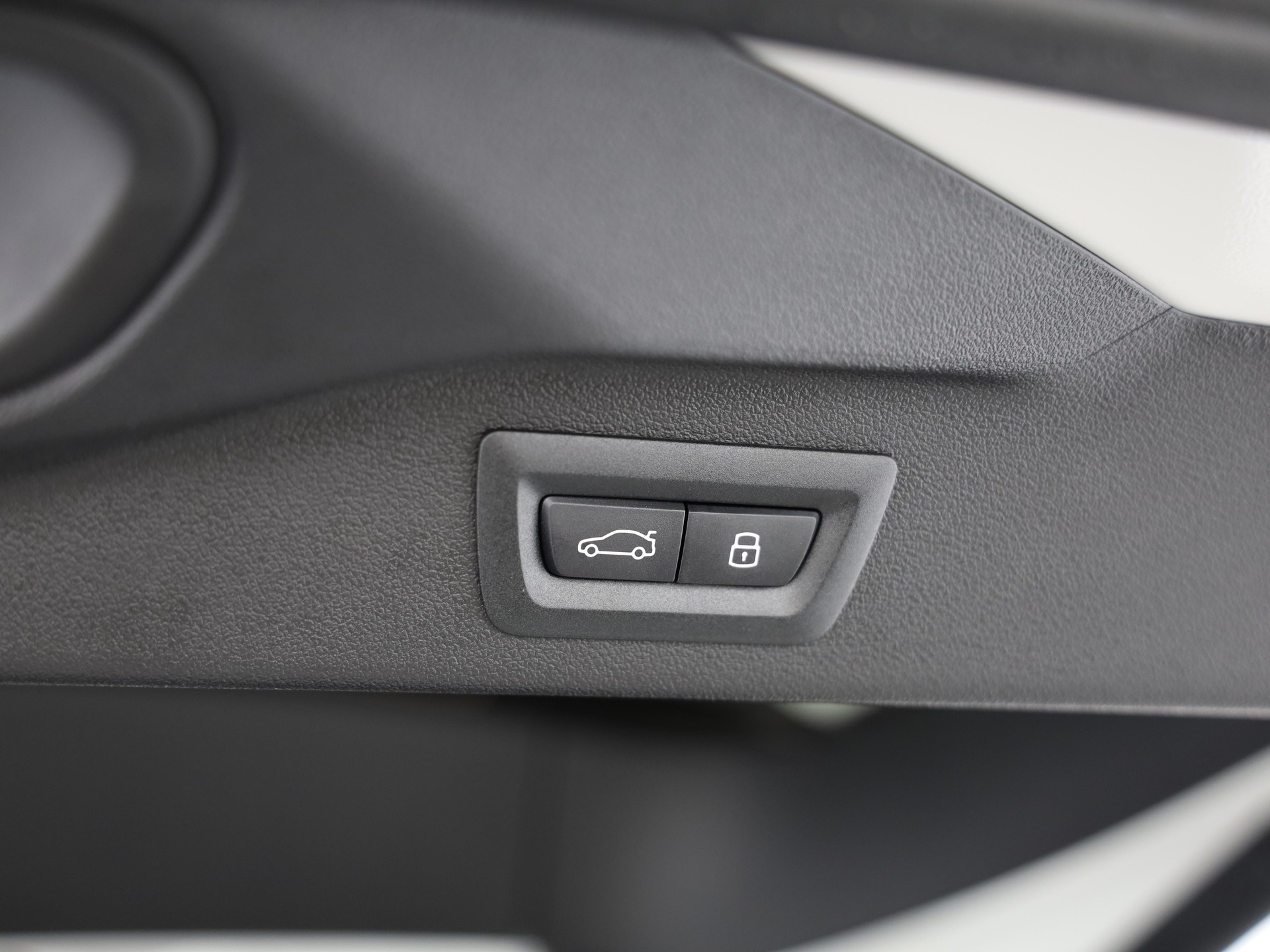 BMW X7 40i xDrive SAG-image-16