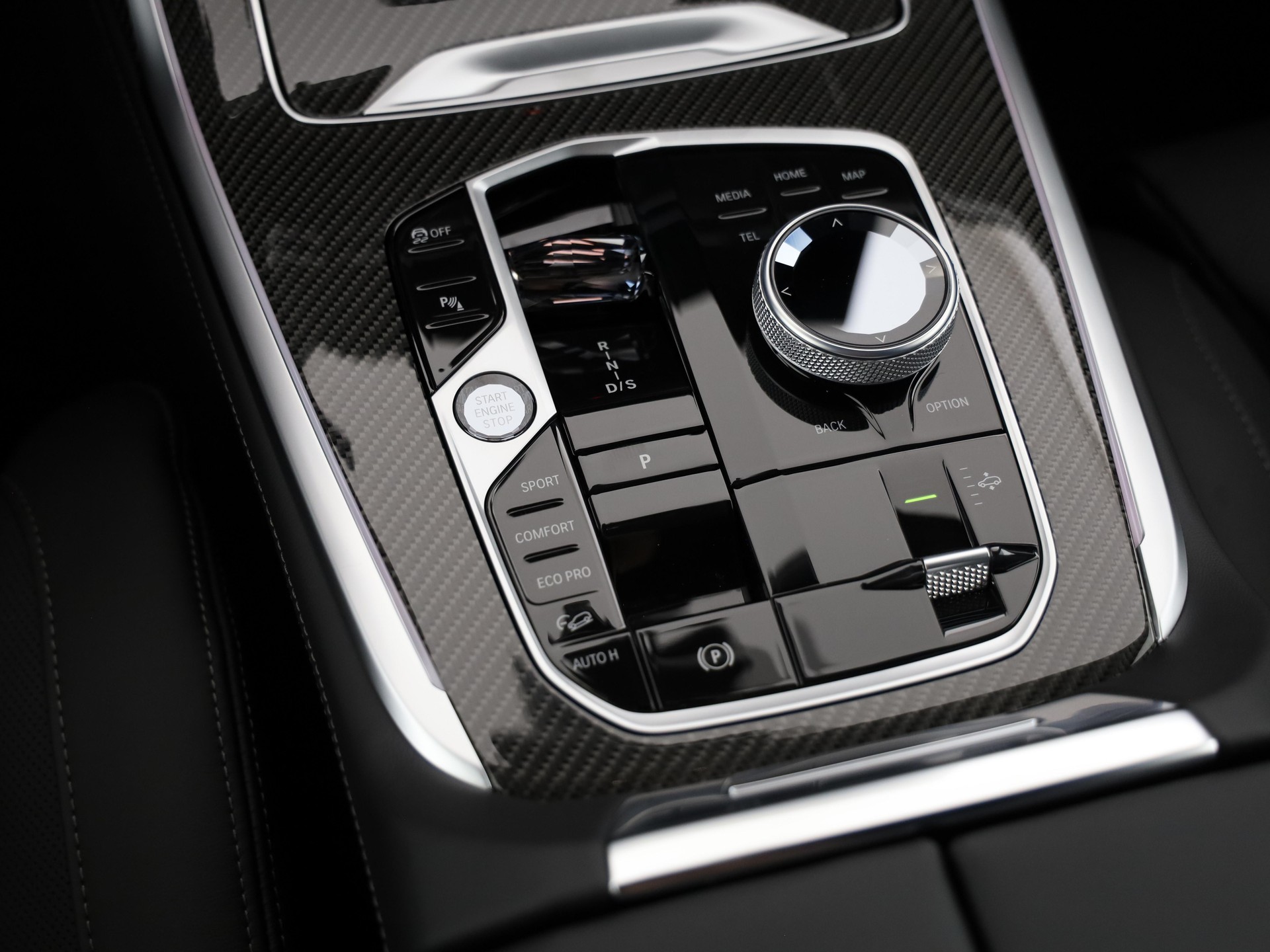 BMW X7 40i xDrive SAG-image-1