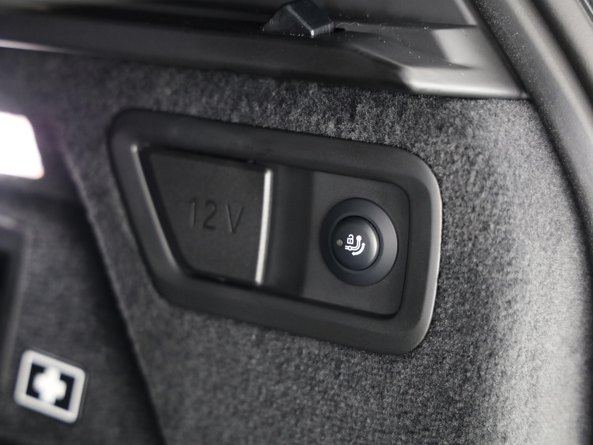BMW X7 40i xDrive SAG-image-15