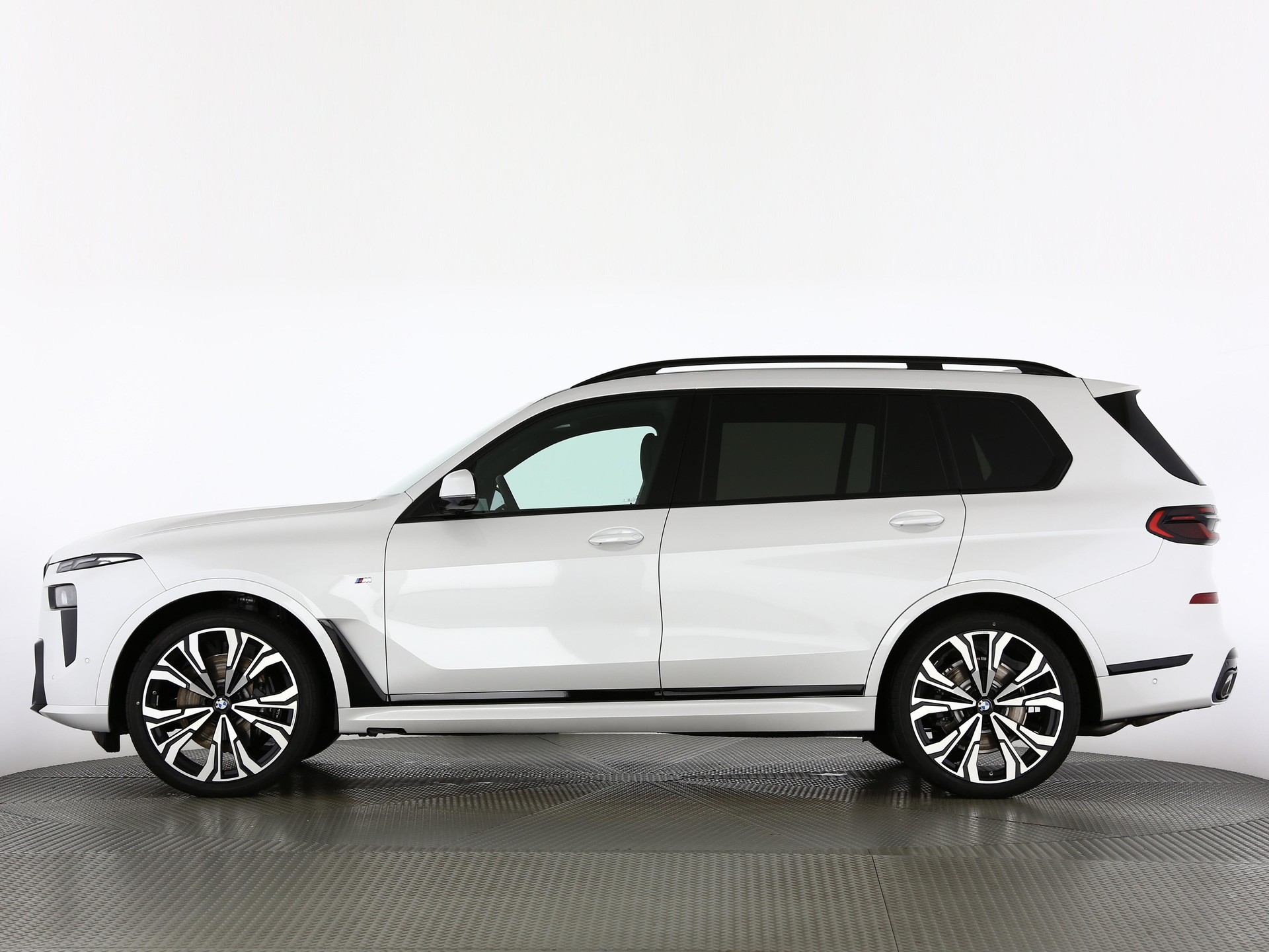 BMW X7 40i xDrive SAG-image-9