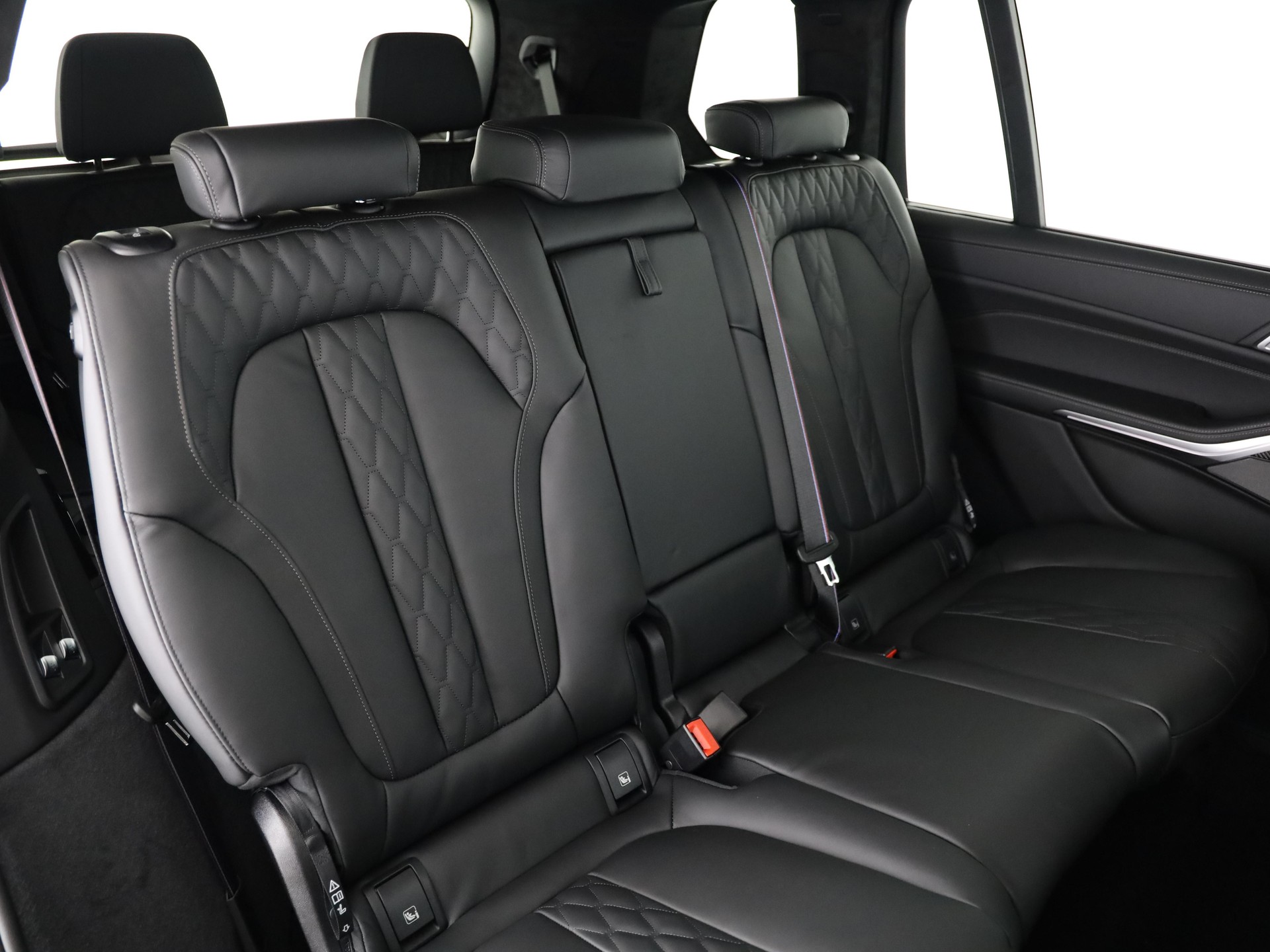 BMW X7 40i xDrive SAG-image-22