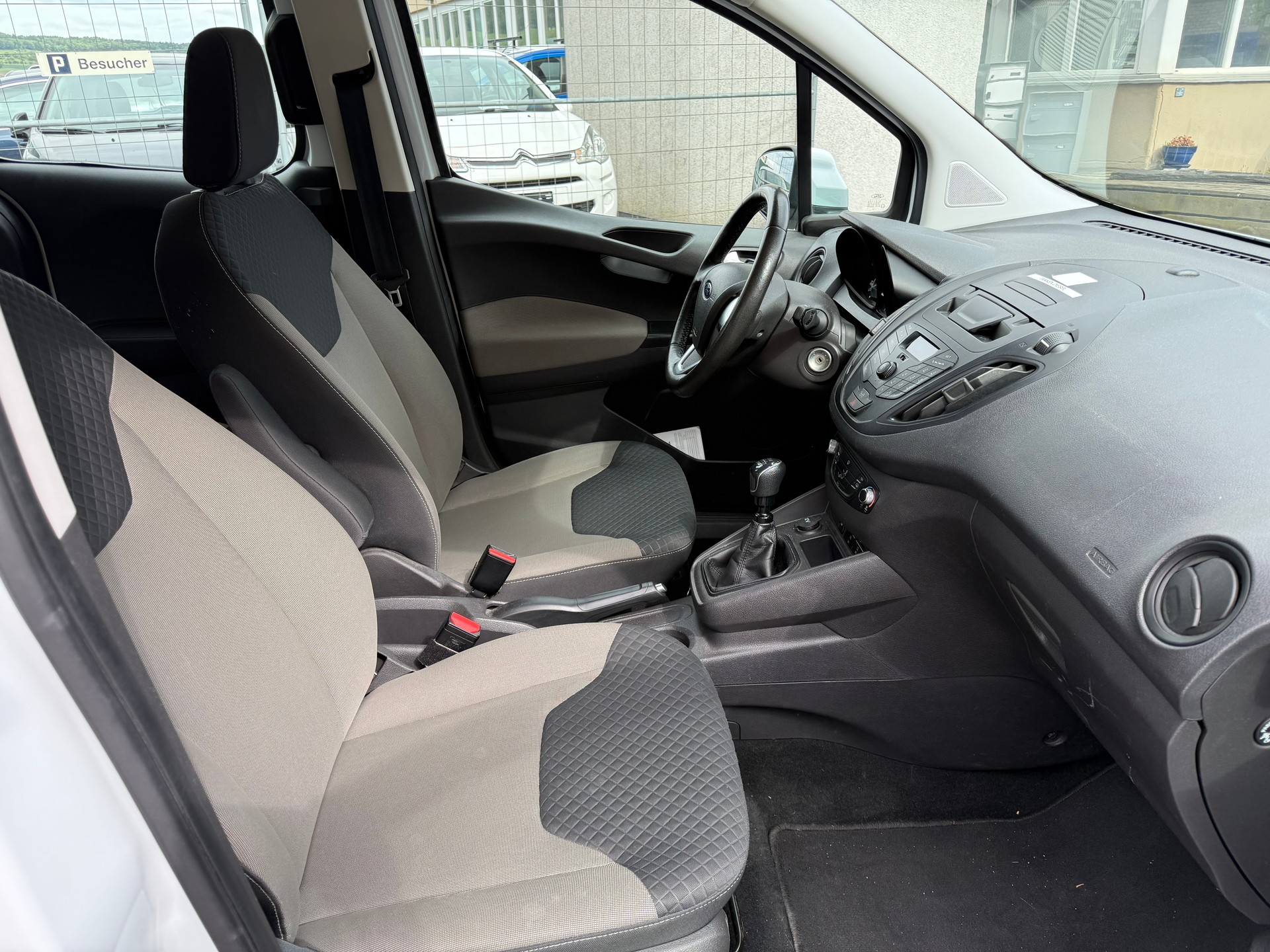 FORD Transit Courier Combi 1.5 TDCi Ambiente-image-5
