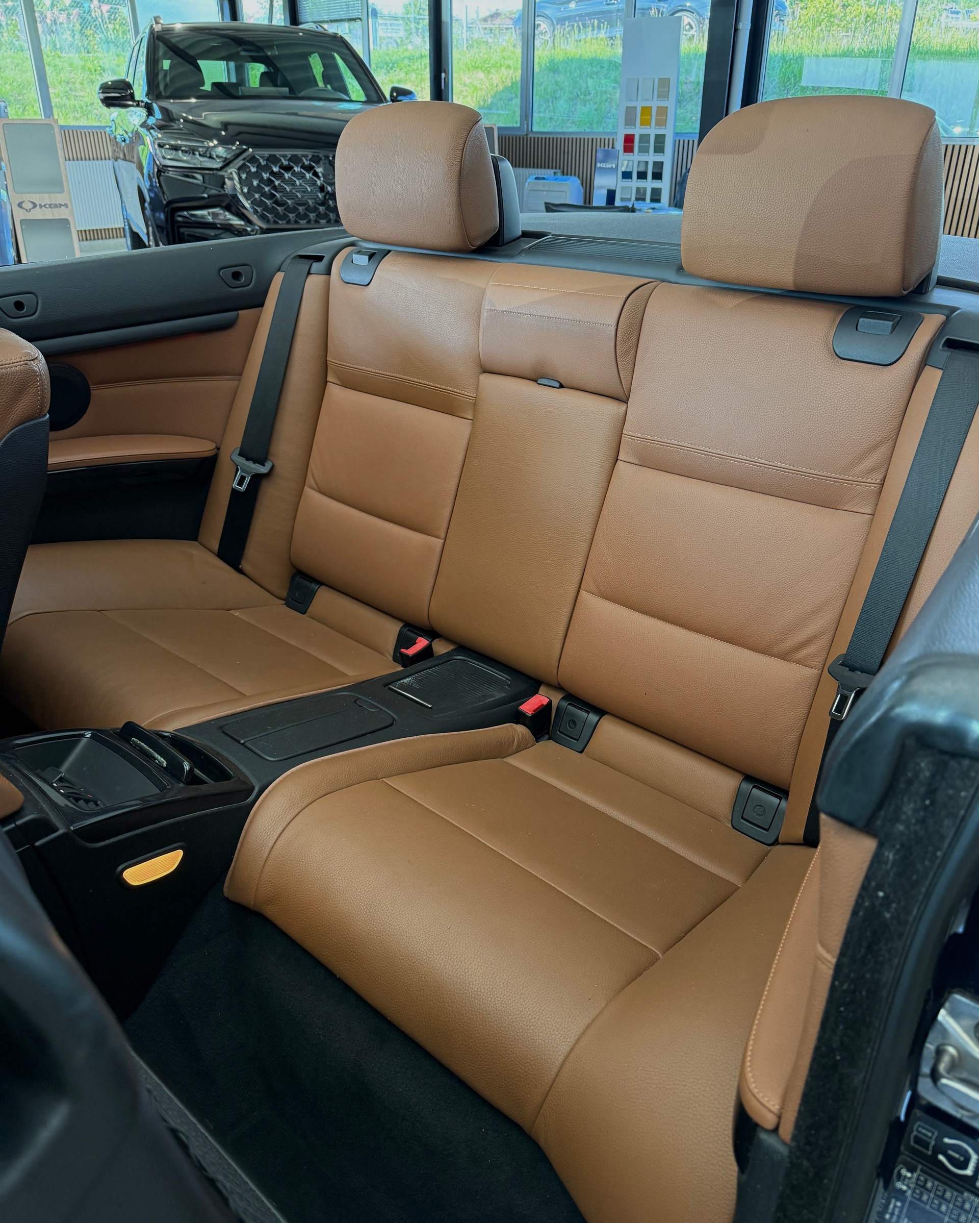 BMW 335i Cabriolet DSG-image-20