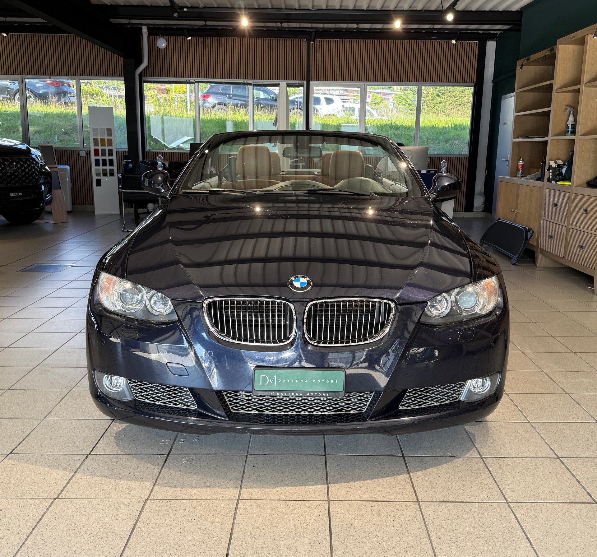 BMW 335i Cabriolet DSG-image-2