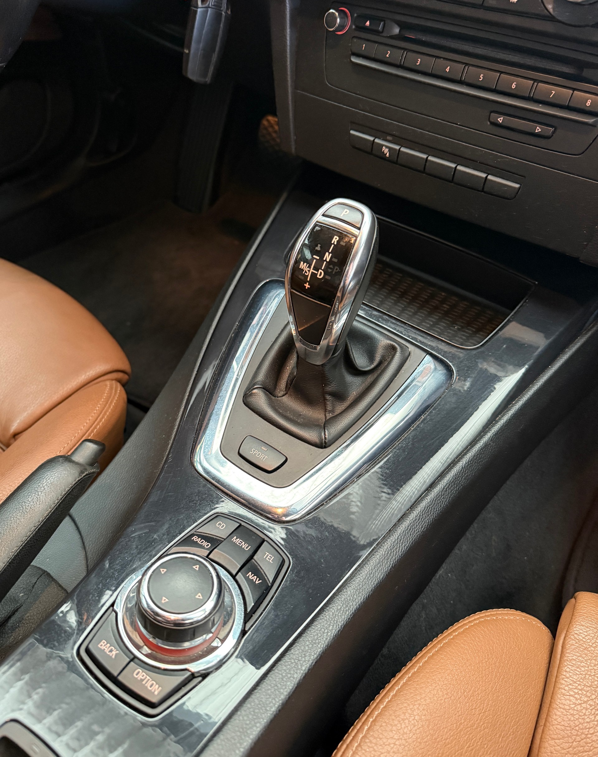 BMW 335i Cabriolet DSG-image-17
