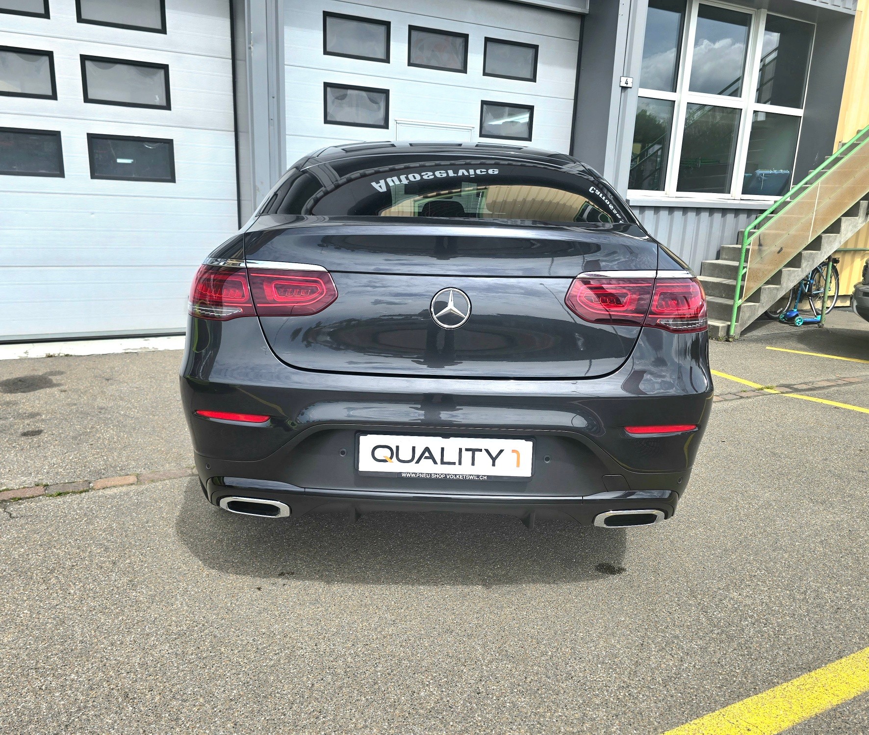 MERCEDES-BENZ GLC Coupé 300 AMG Line 4Matic 9G-Tronic-image-6