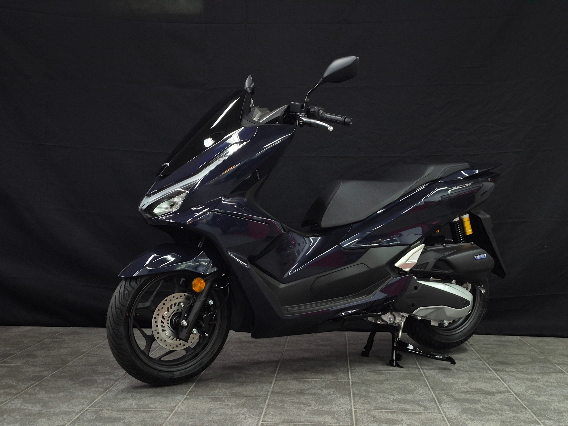 HONDA PCX 125 i ABS-showroom-element-3