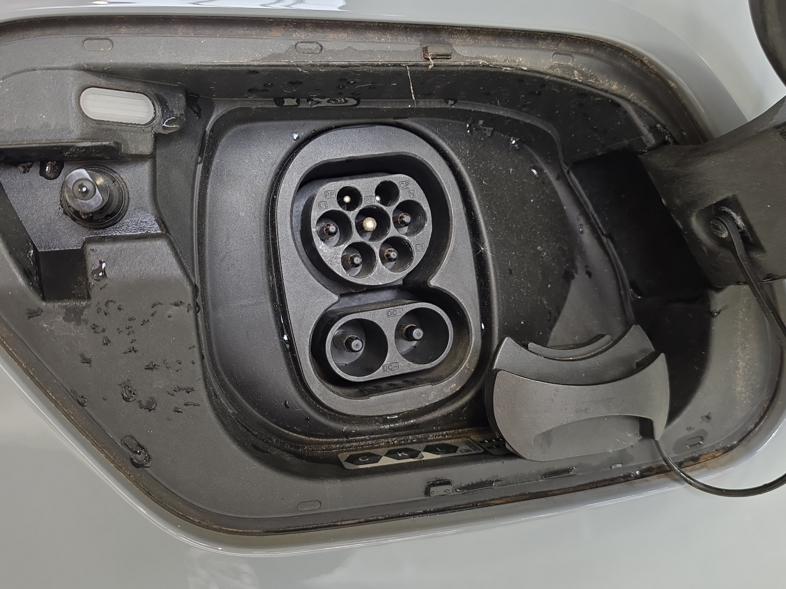 VW ID.3 Pro Performance 58 kWh 75 Edition-image-16