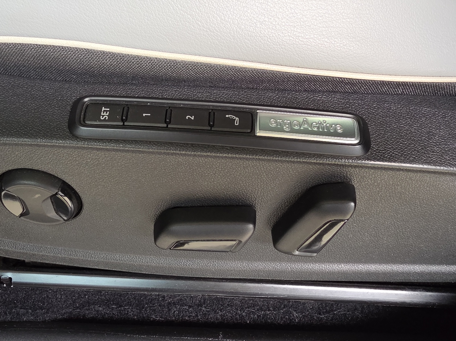 VW ID.3 Pro Performance 58 kWh 75 Edition-image-14