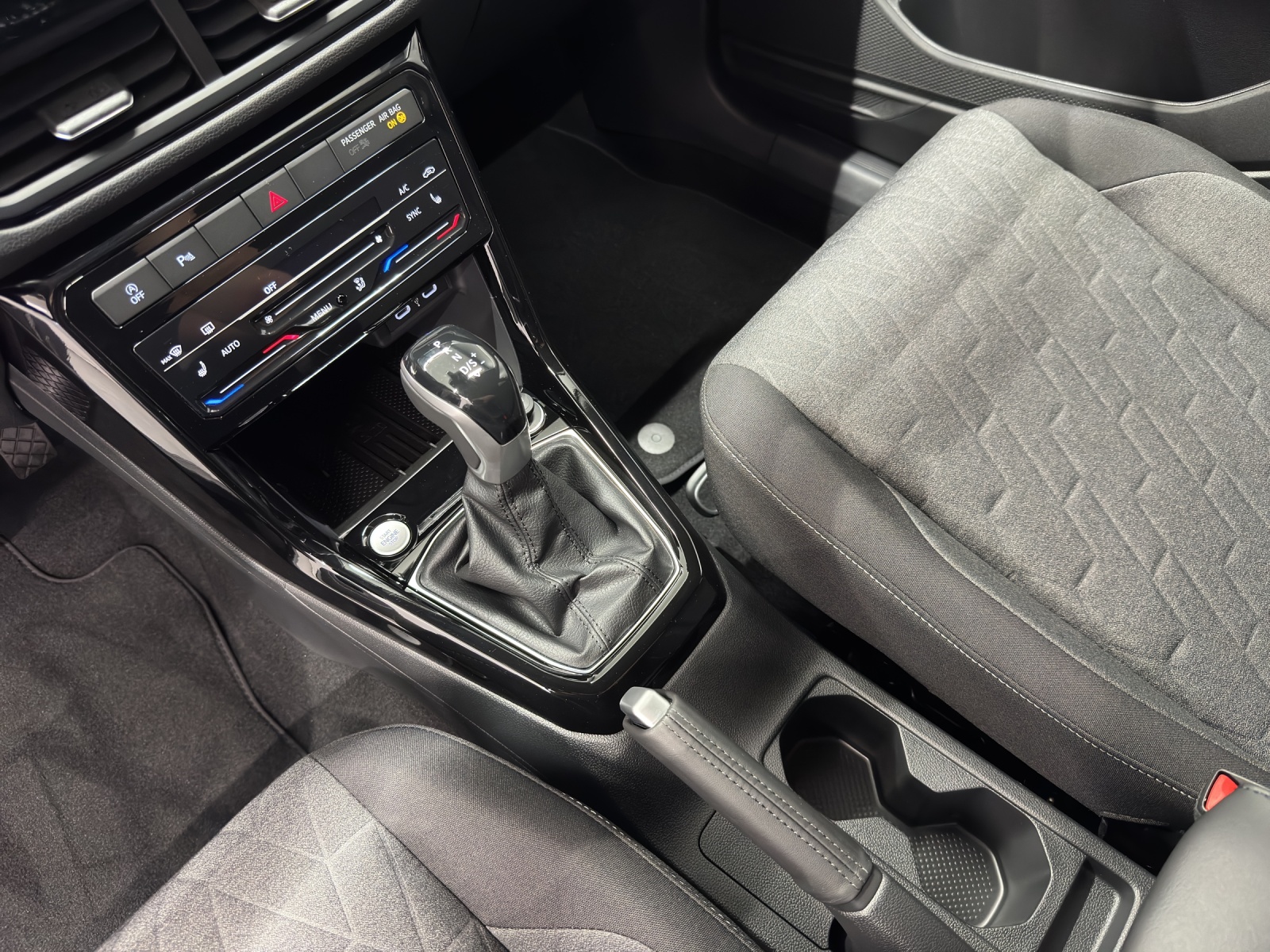 VW T-Cross 1.0 TSI 115 United DSG-image-14