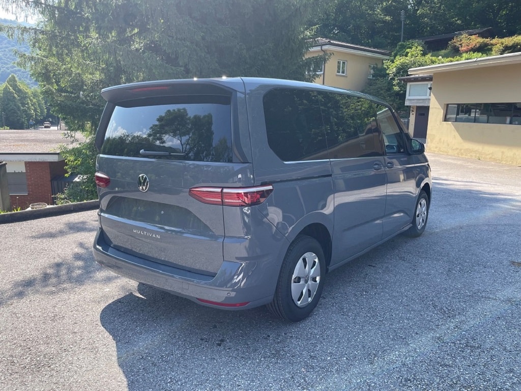 VW Multivan 2.0 TDI Liberty DSG-image-4