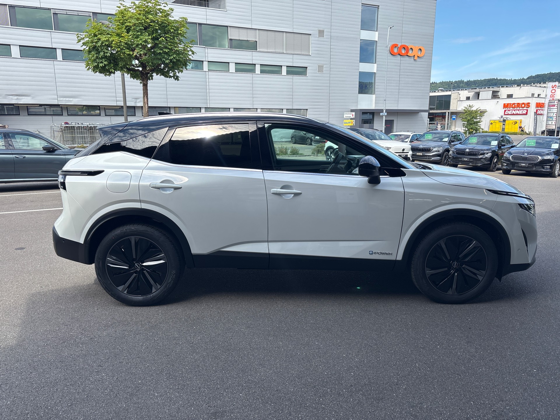 NISSAN Qashqai 1.5 VC-T e-Power Tekna-image-4