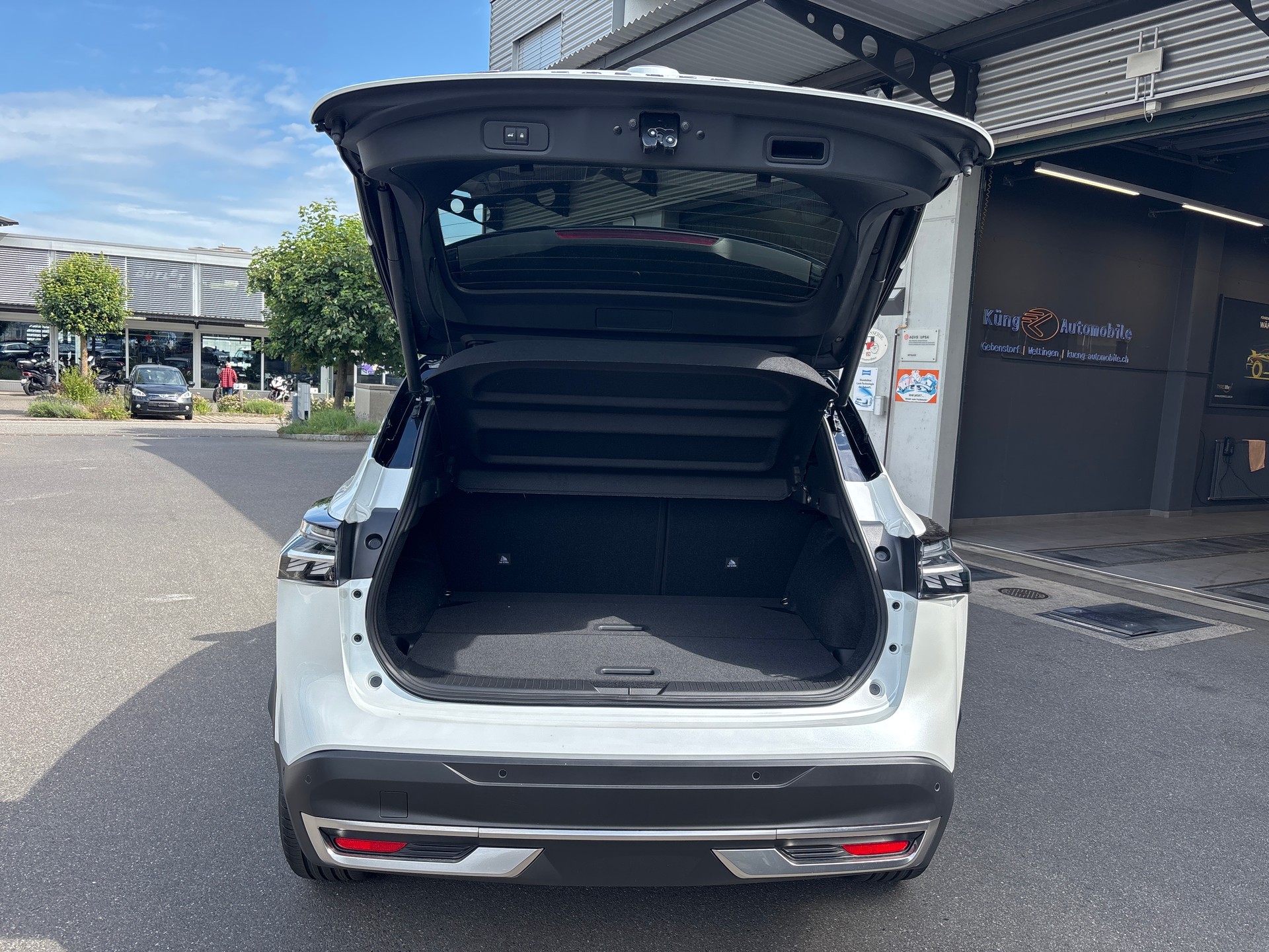NISSAN Qashqai 1.5 VC-T e-Power Tekna-image-15