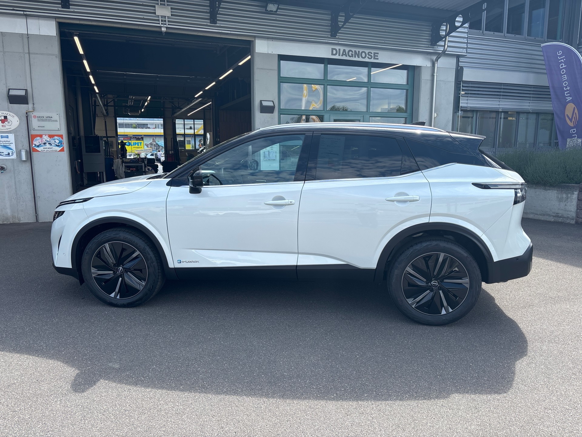 NISSAN Qashqai 1.5 VC-T e-Power Tekna-image-8