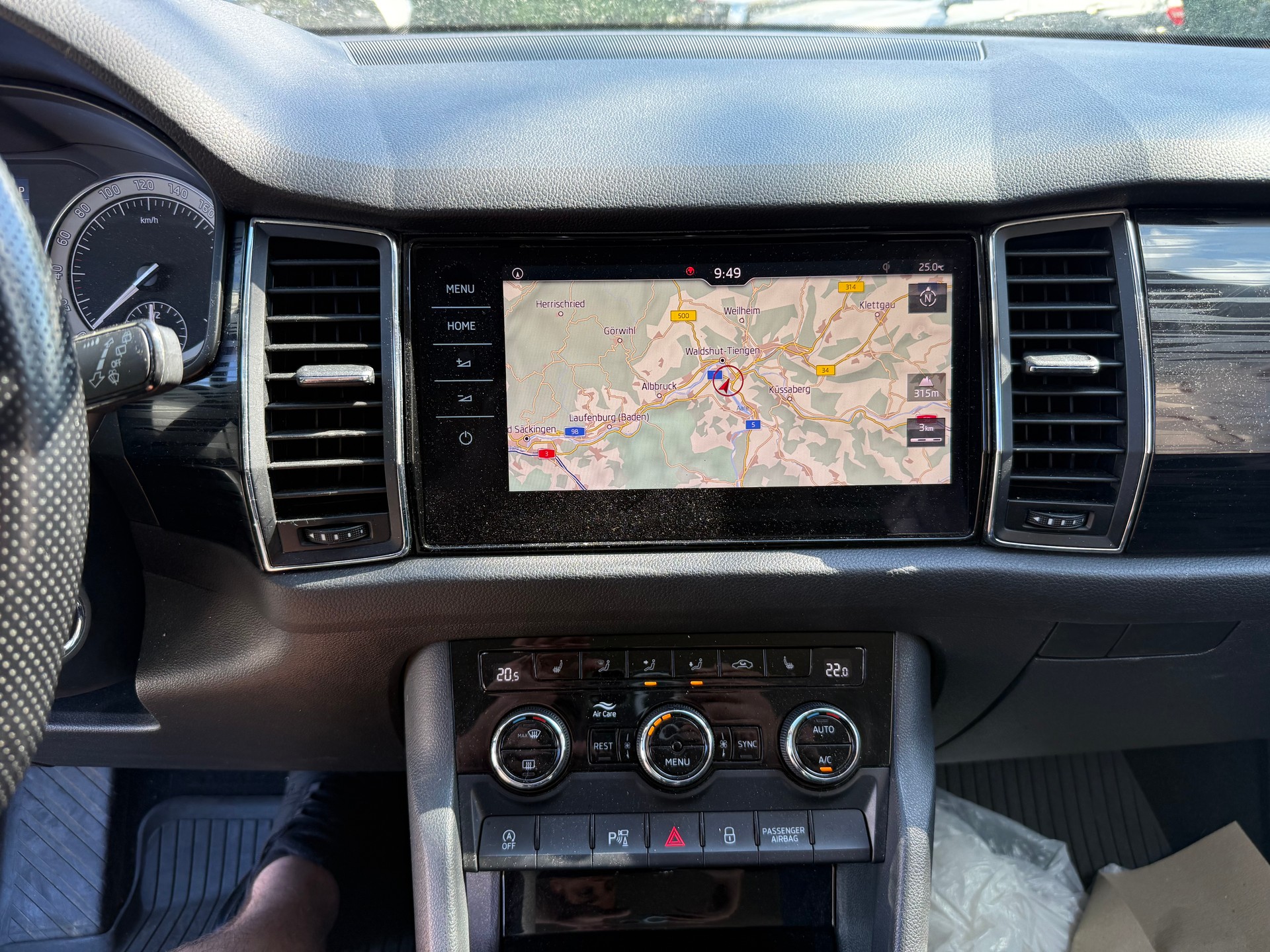 SKODA Kodiaq 2.0 TDI CR Active 4x4 DSG-image-10