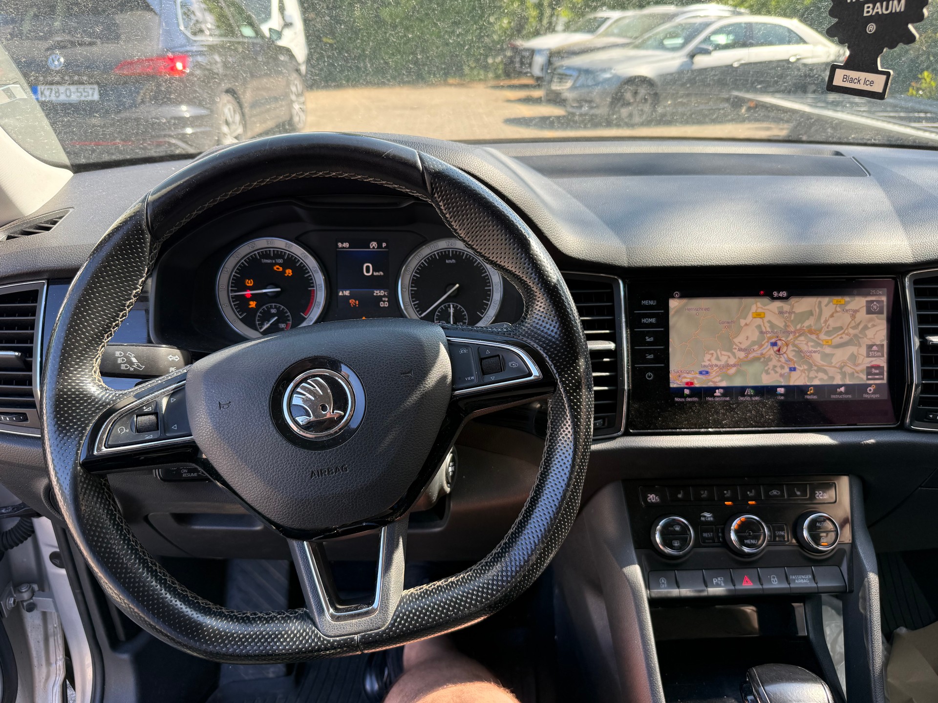 SKODA Kodiaq 2.0 TDI CR Active 4x4 DSG-image-9