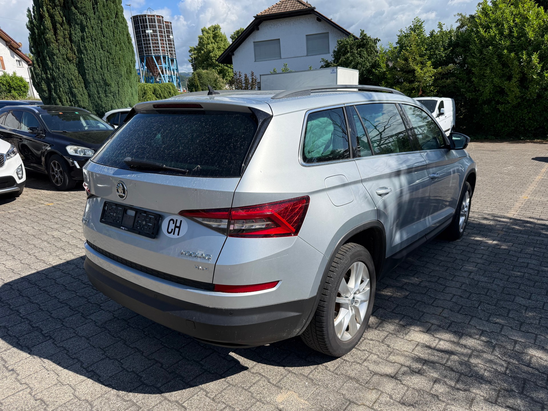 SKODA Kodiaq 2.0 TDI CR Active 4x4 DSG-image-3