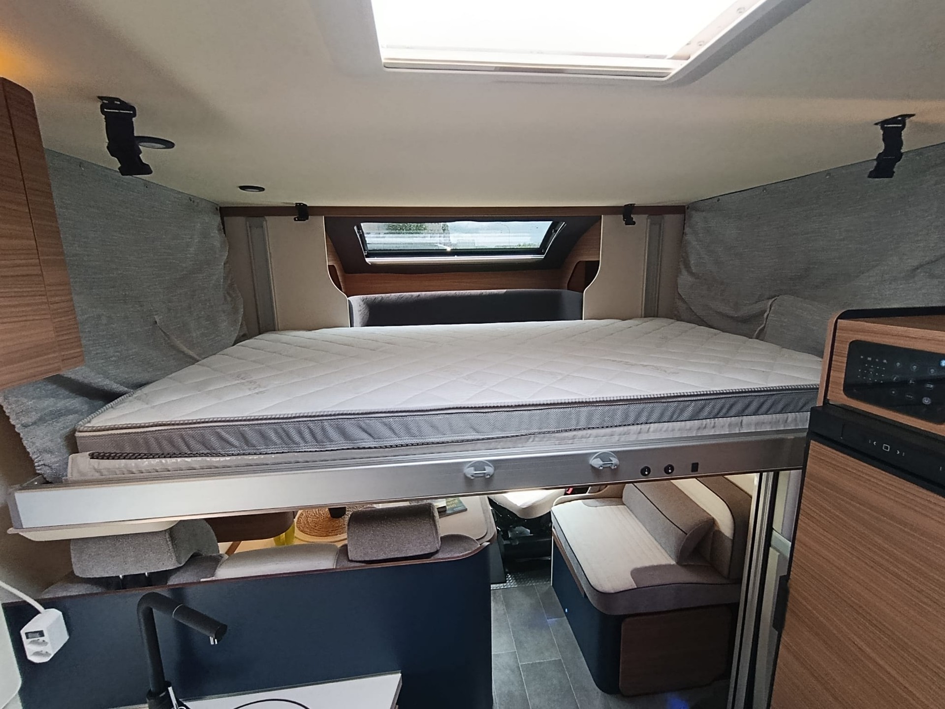 RIMOR Sailer 95 ***Premium-Ausstattung zum unschlagbaren Preis***Automat 165PS *5 Plätzer *Bordcomputer *Rückfahrkamera *Navigation*-image-16