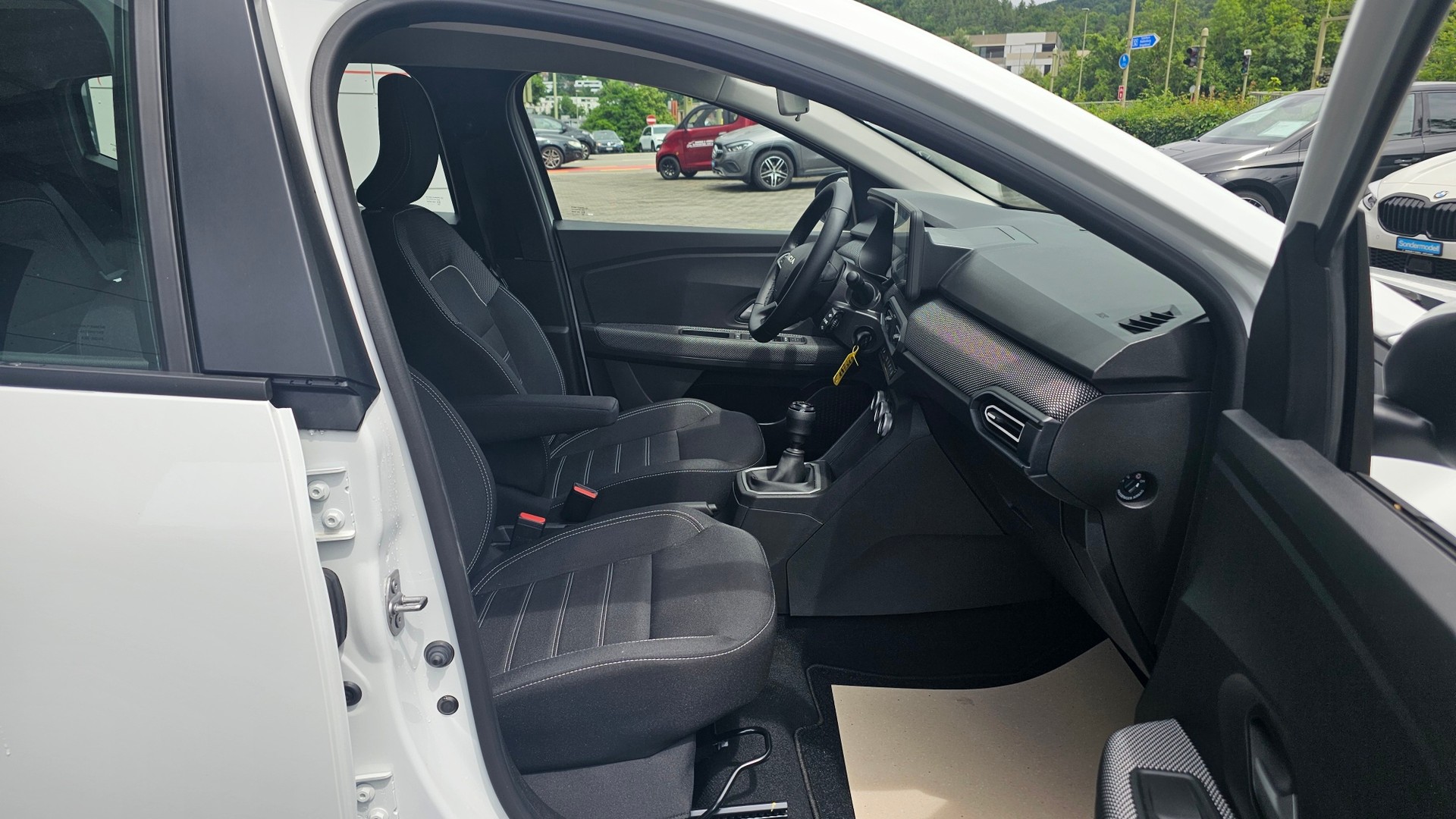 DACIA Sandero TCe 90 Expression-image-20
