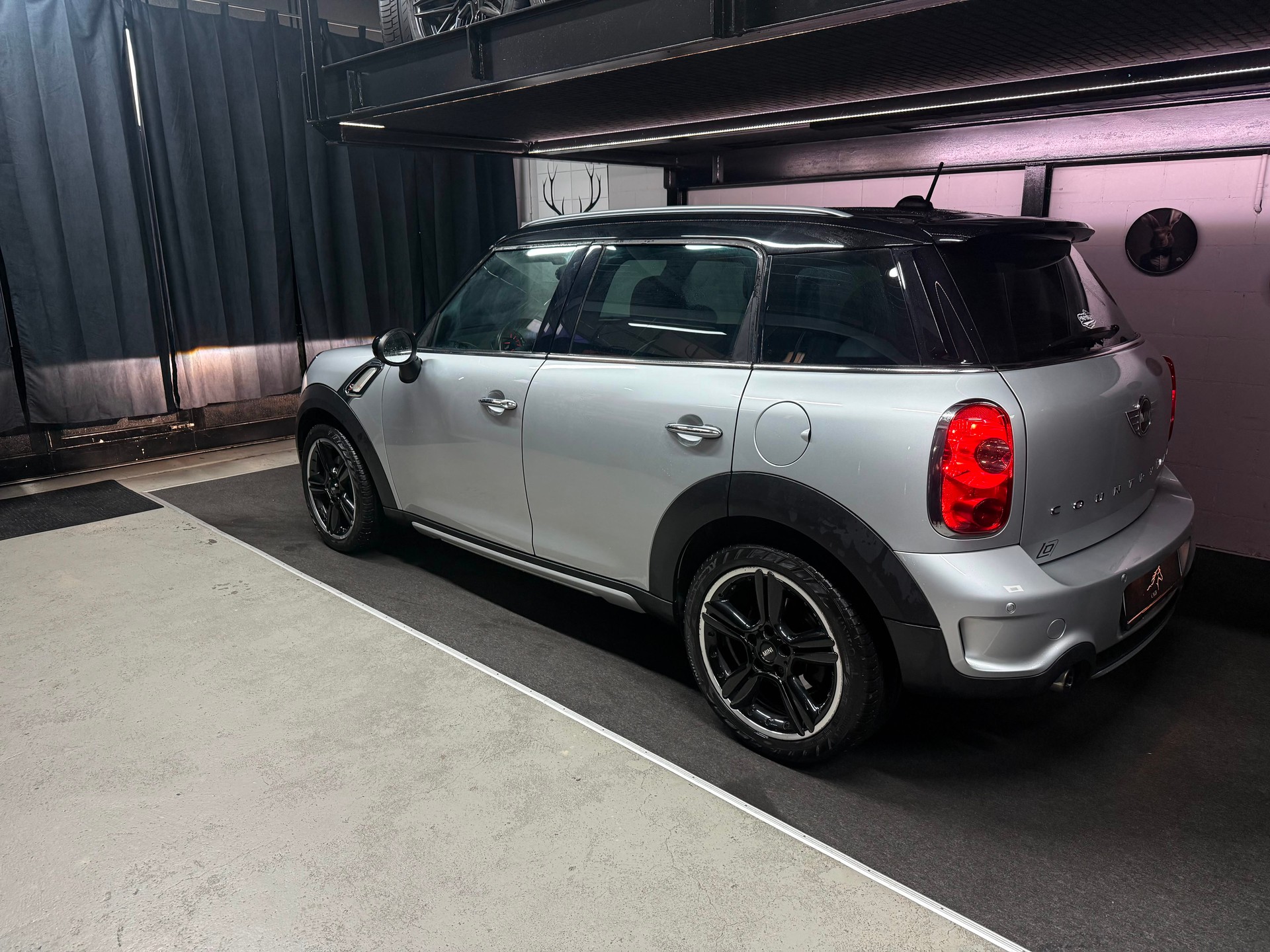 MINI Countryman Cooper S ALL4 Steptronic-showroom-element-3