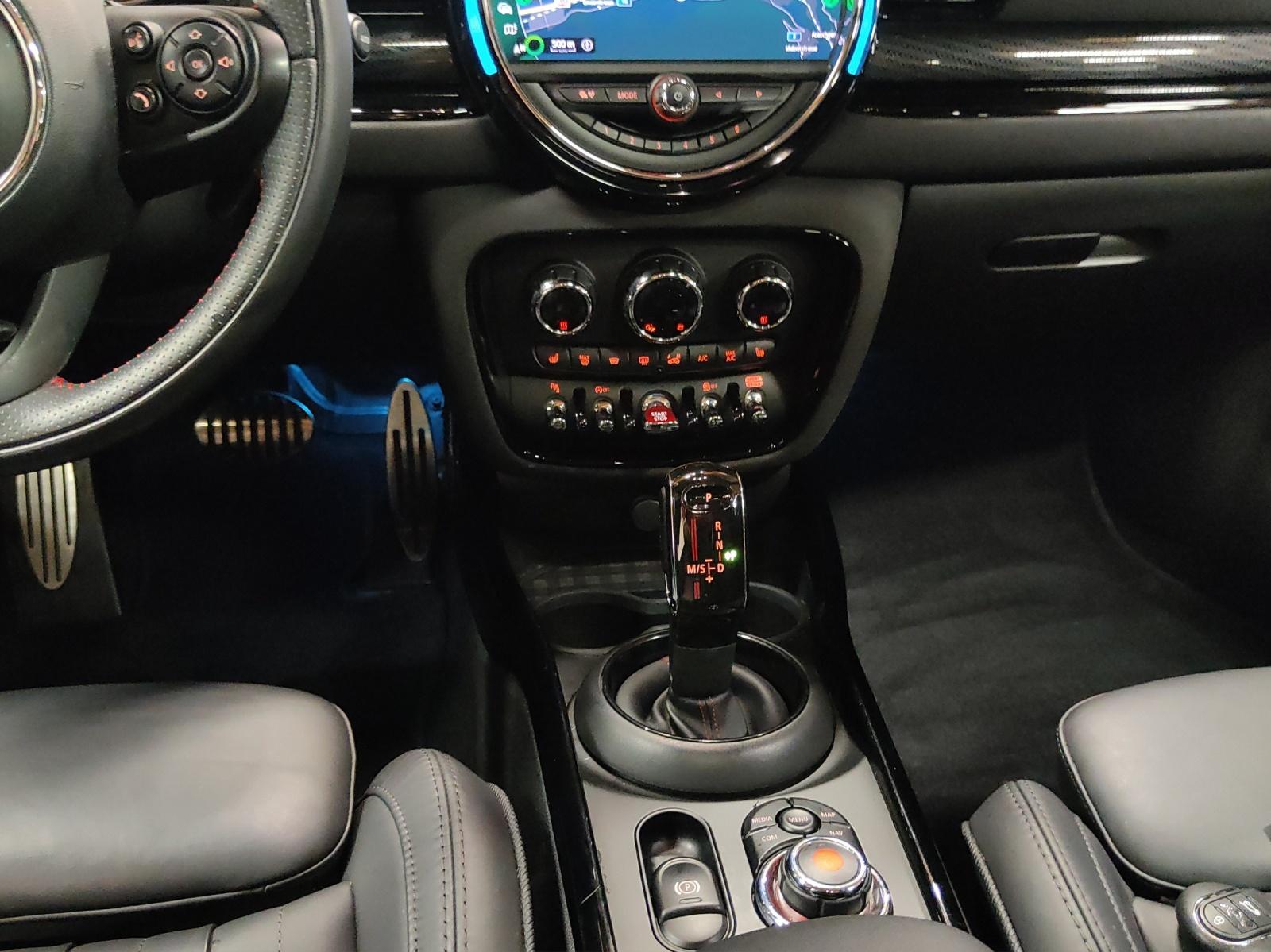 MINI Clubman F54 2.0i John Cooper Works ALL4-image-19