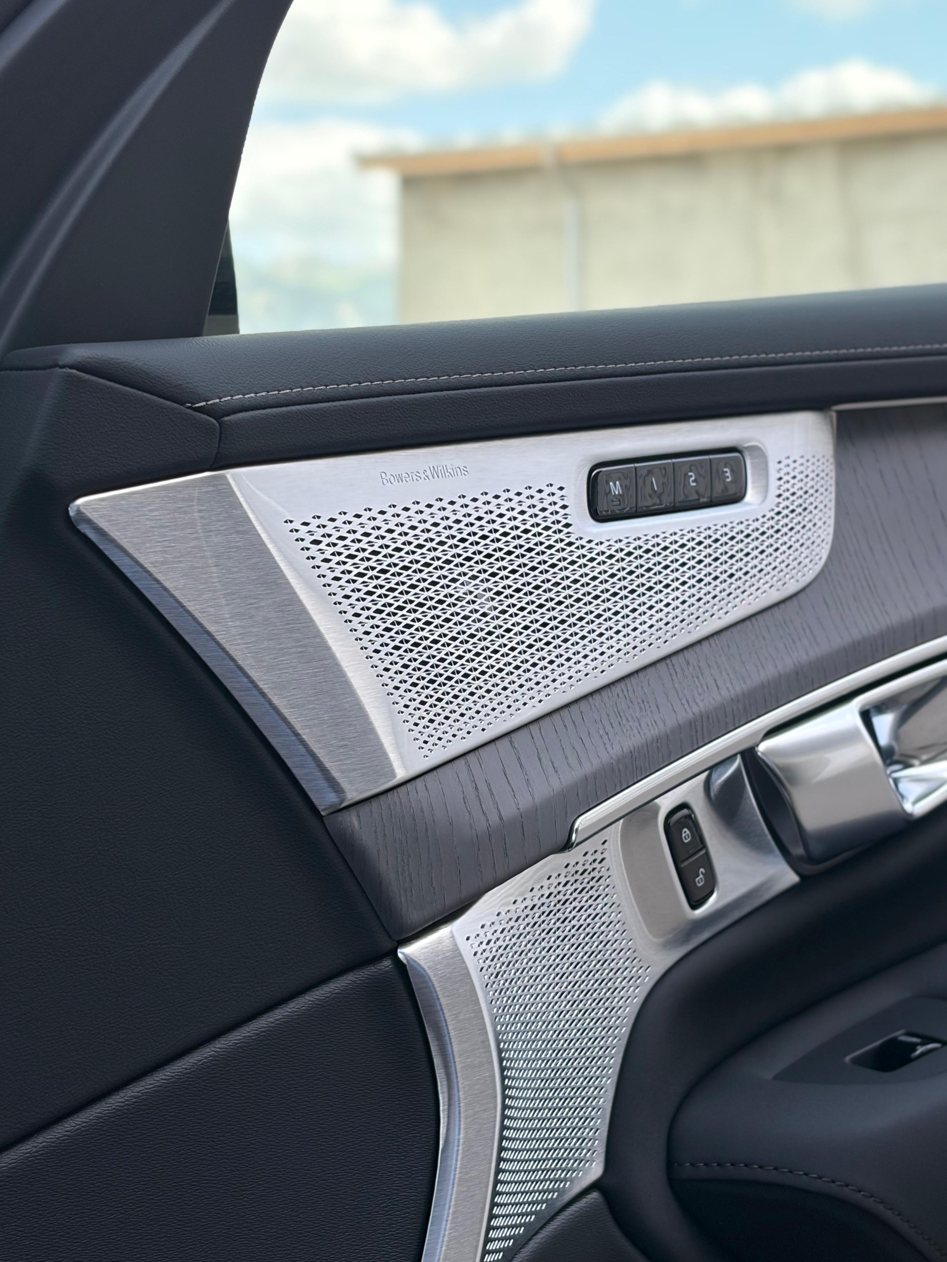 VOLVO XC90 2.0 T8 TE XCLUSIVE Edition Bright eAWD-image-16