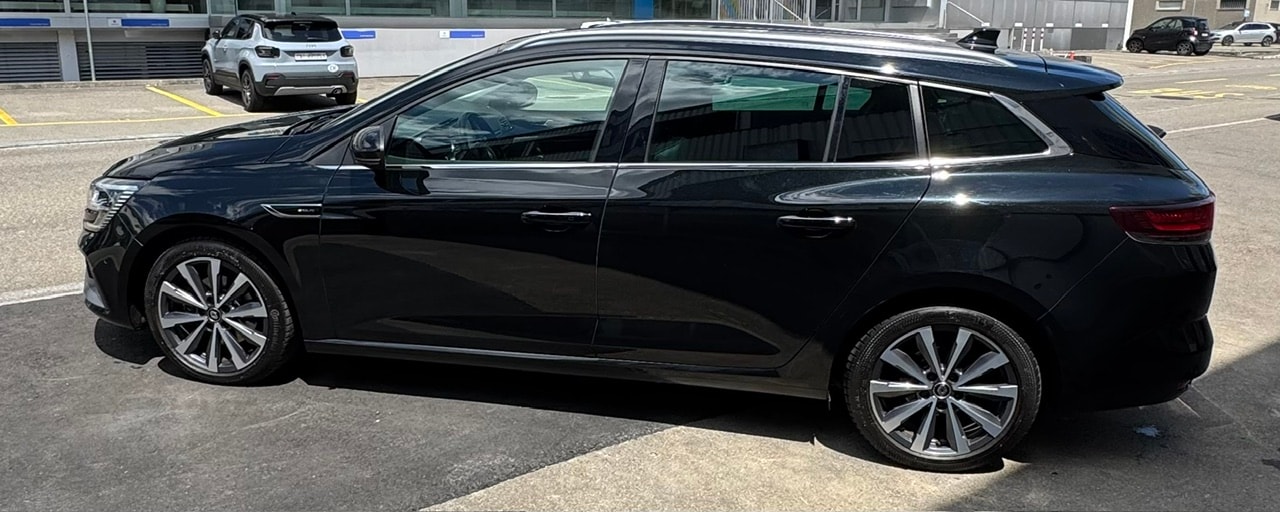 RENAULT Mégane Grandtour 1.3 16V R.S. Line EDC-image-7