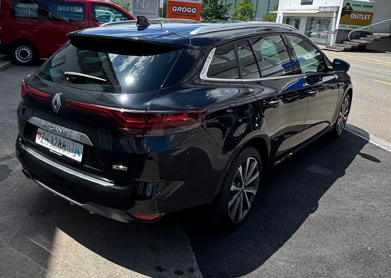 RENAULT Mégane Grandtour 1.3 16V R.S. Line EDC-image-4