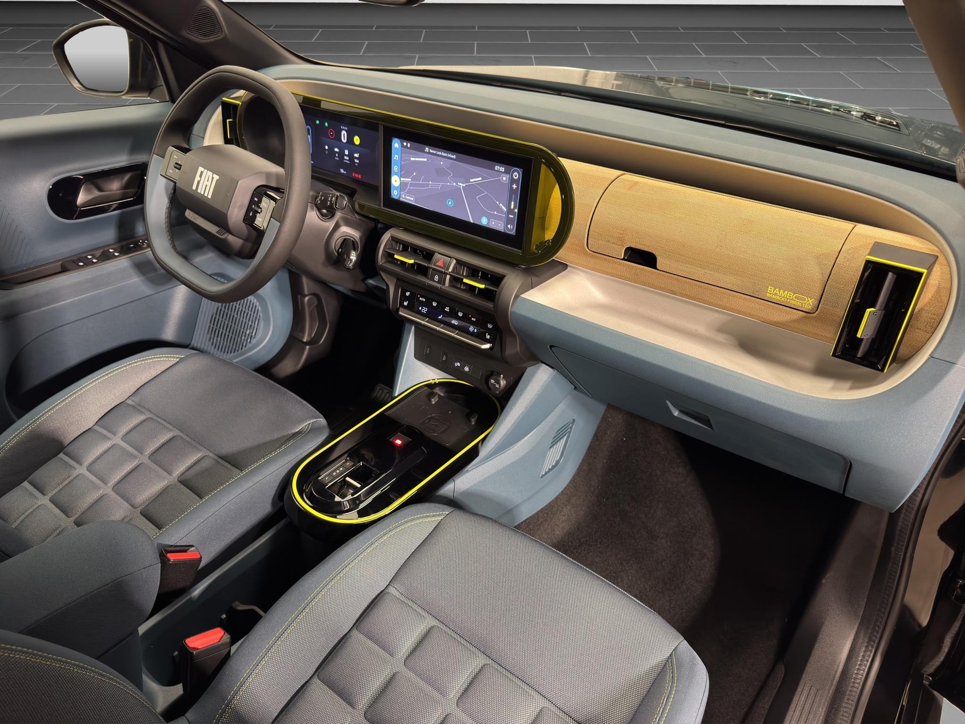 FIAT Grande Panda 1.2 Hybrid La Prima-image-10