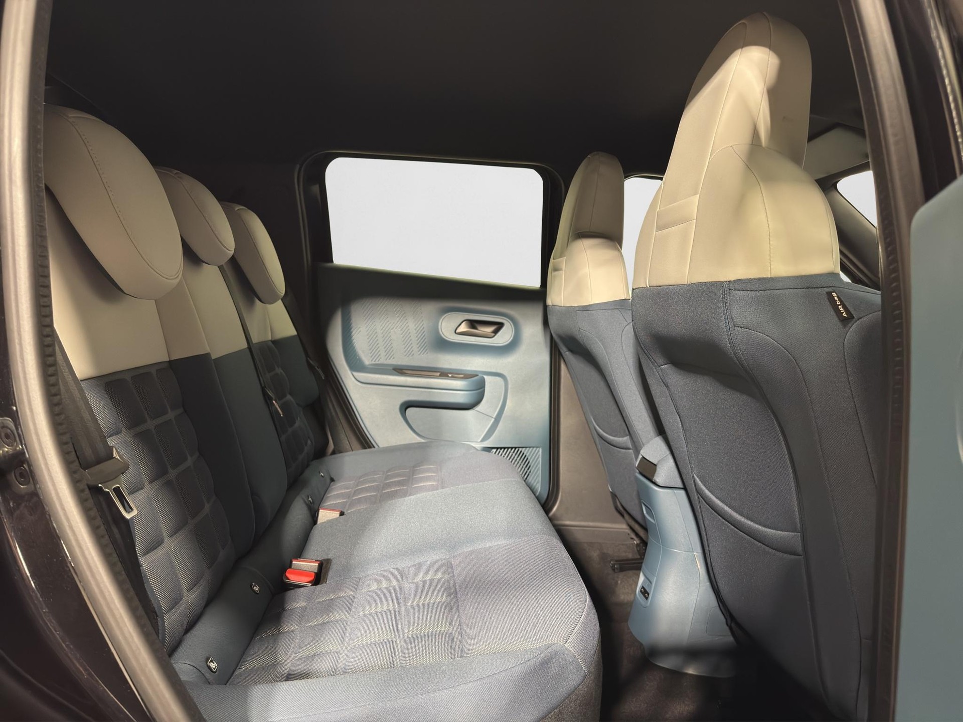 FIAT Grande Panda 1.2 Hybrid La Prima-image-12