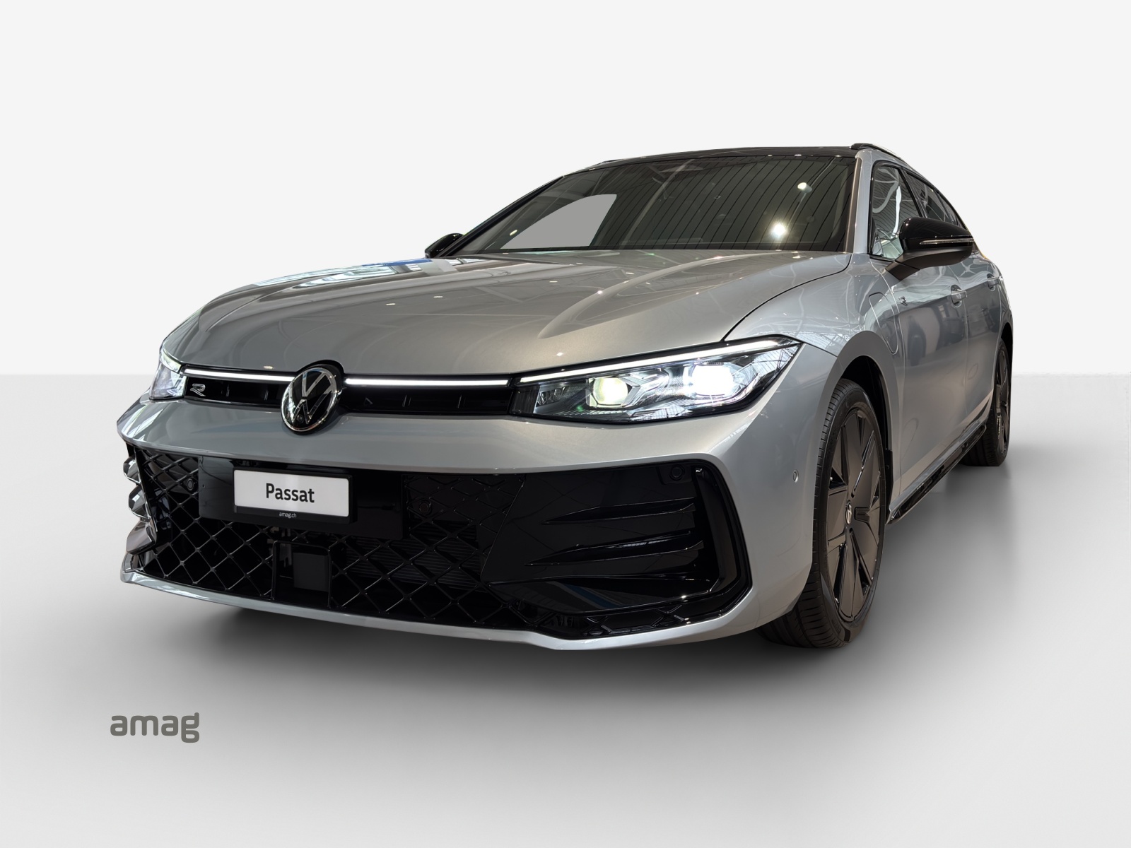 VW Passat Variant 1.5 TSI evo2 Plug-In- Hybrid R-Line DSG-image-0