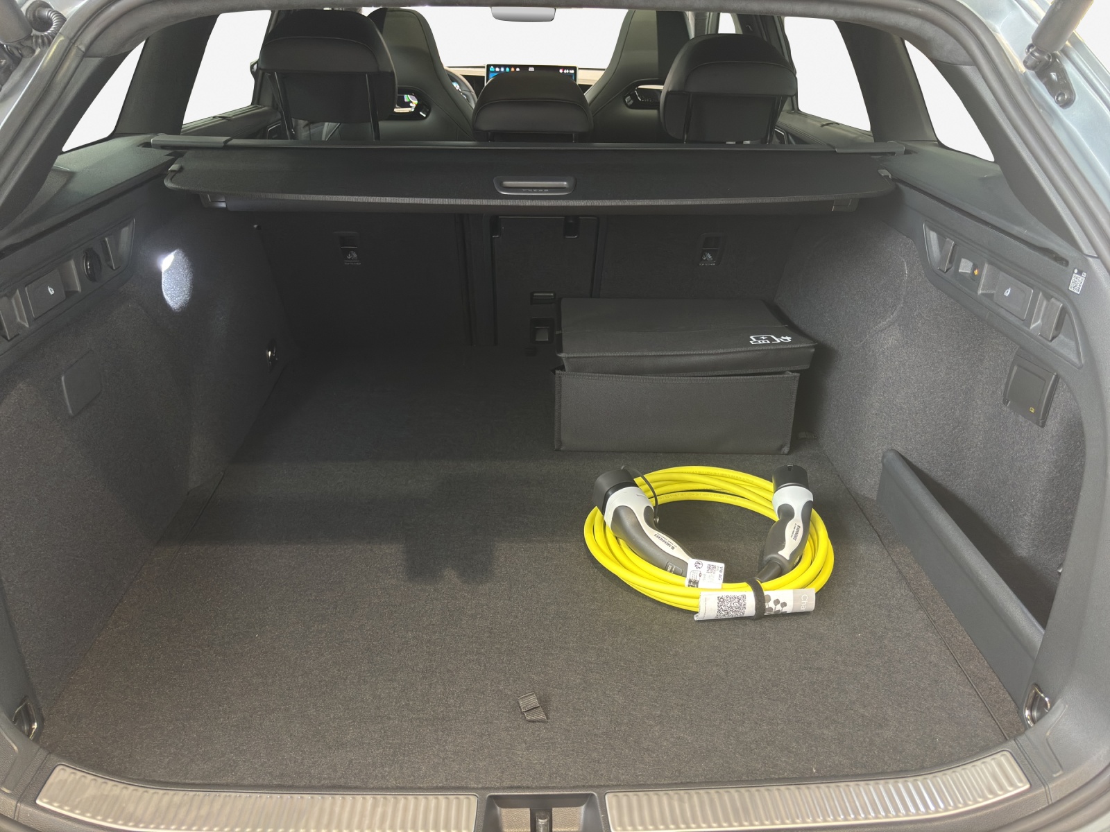 VW Passat Variant 1.5 TSI evo2 Plug-In- Hybrid R-Line DSG-image-12