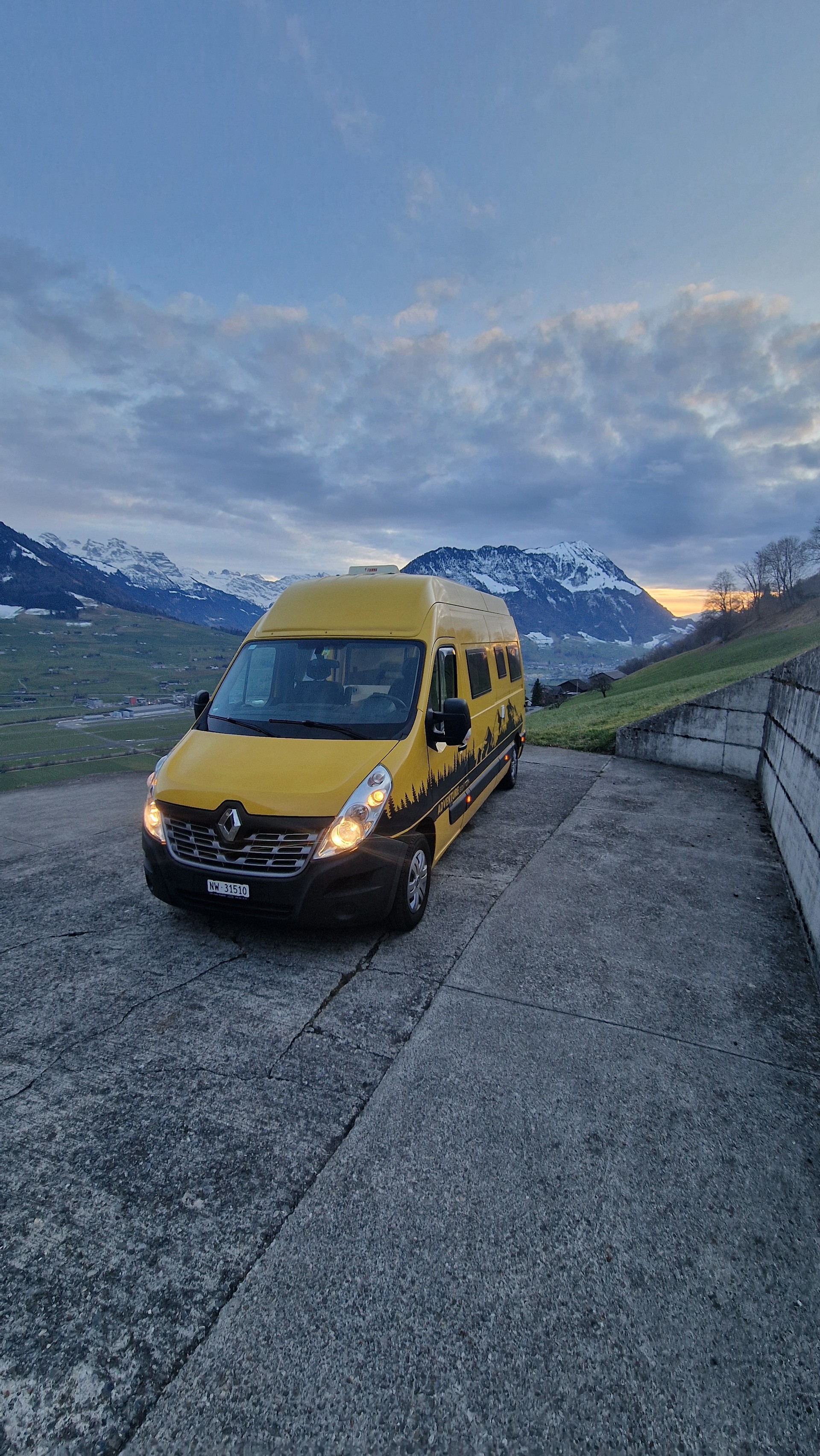 RENAULT H3L3-image-0