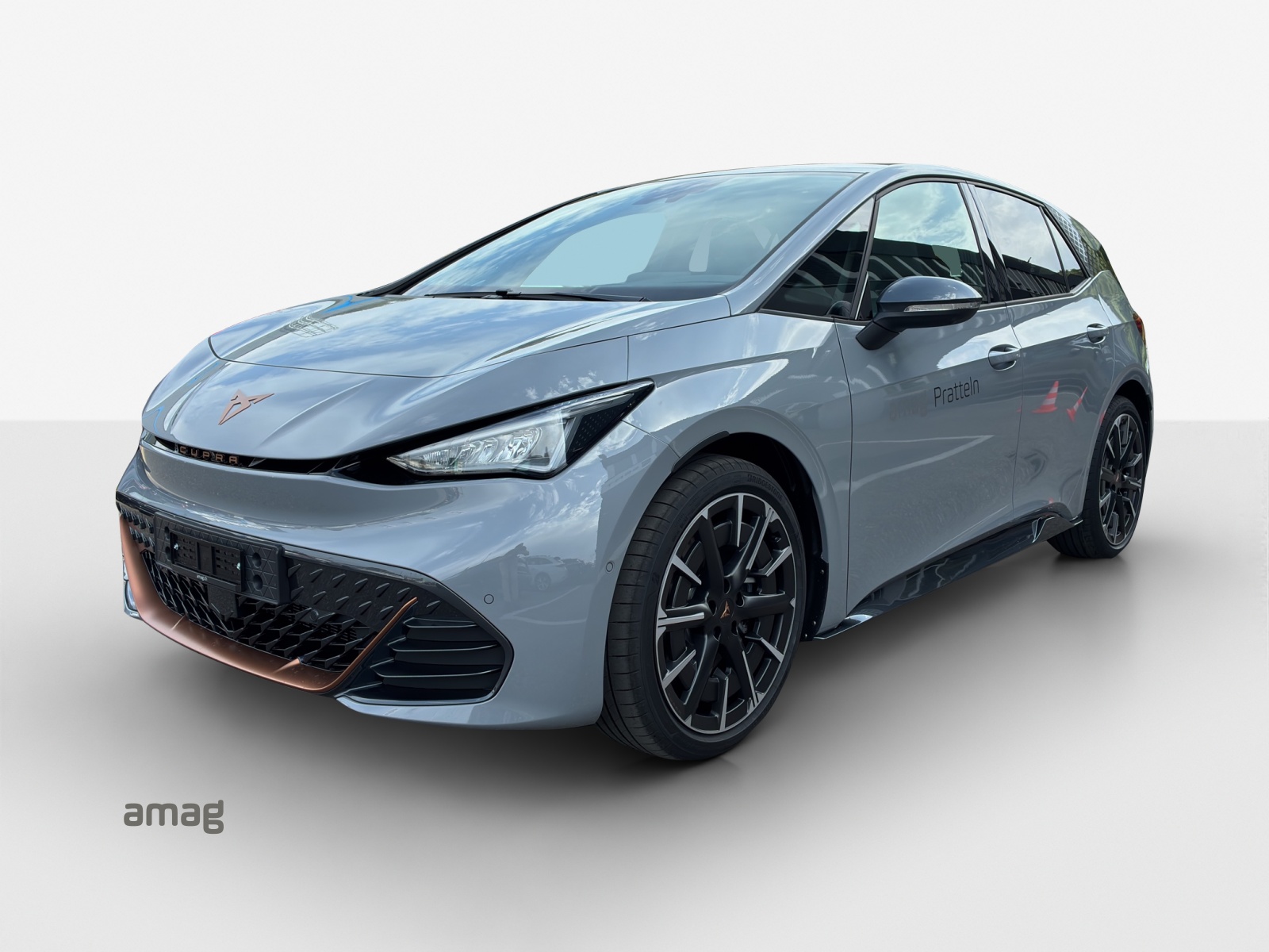 CUPRA Born 79 kWh e-Boost Adrenaline-image-0