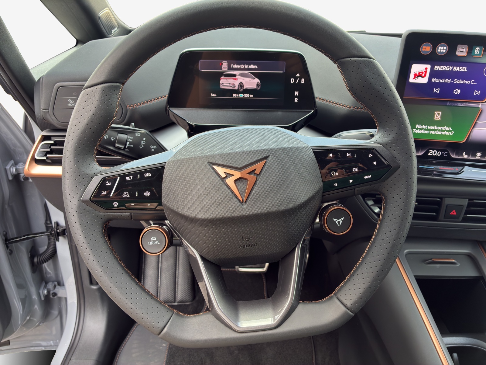CUPRA Born 79 kWh e-Boost Adrenaline-image-9