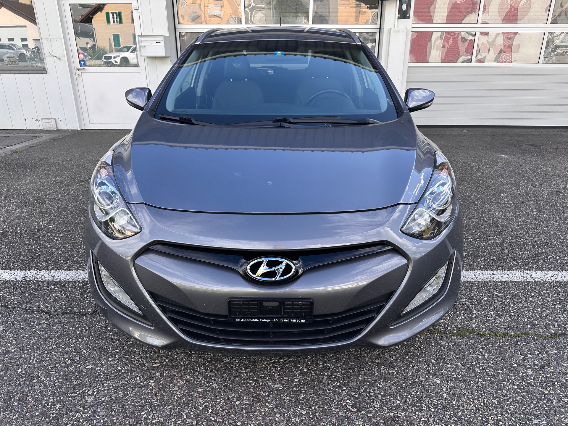HYUNDAI i30 Wagon 1.6 GDI Style Automatic-image-1
