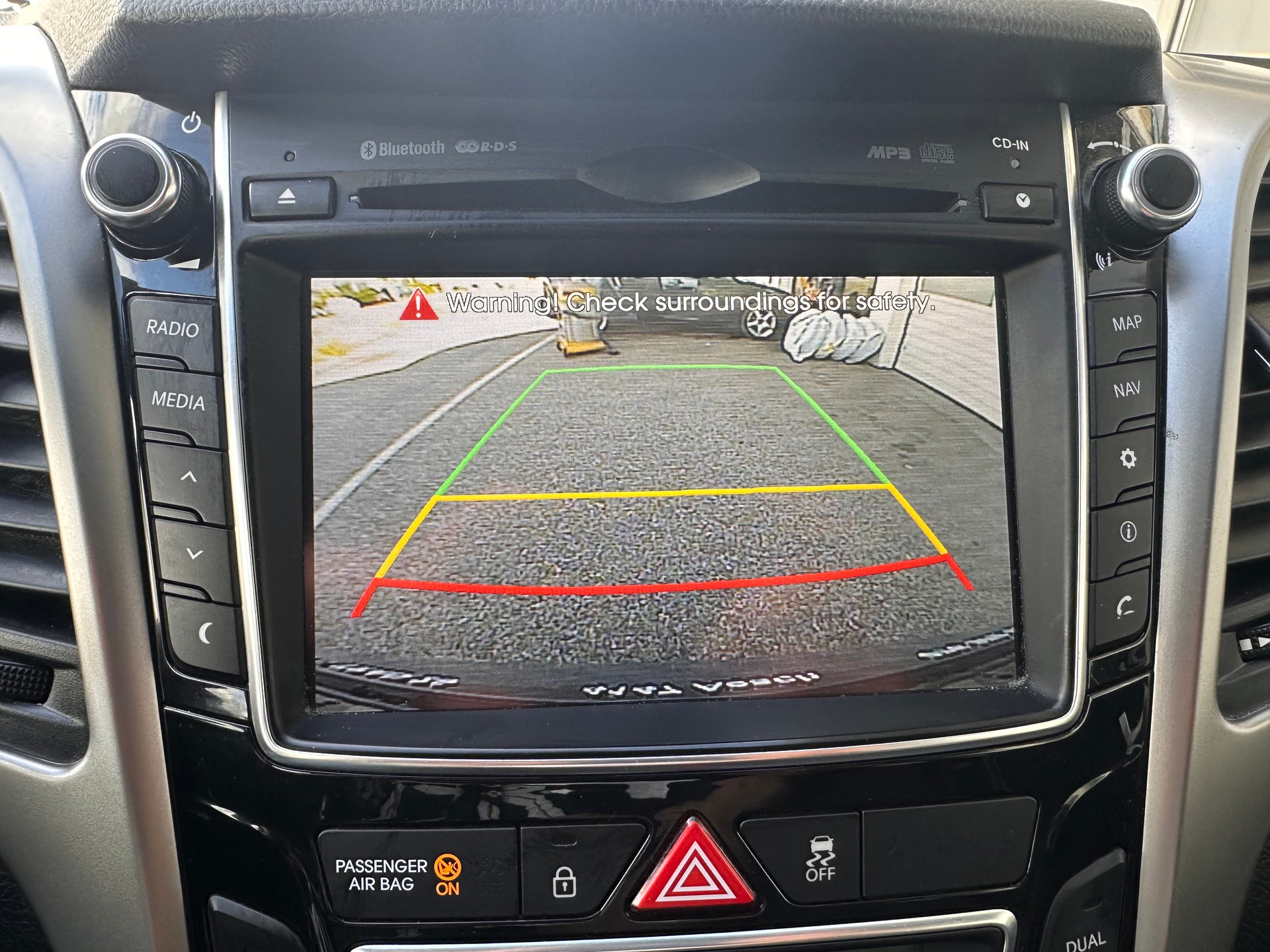 HYUNDAI i30 Wagon 1.6 GDI Style Automatic-image-8