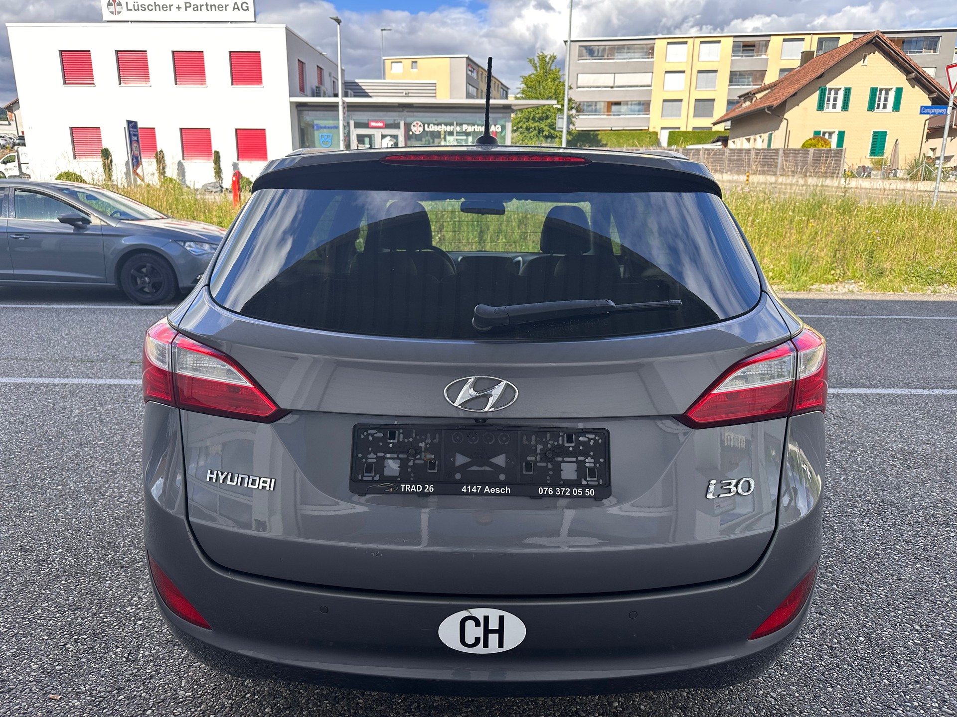 HYUNDAI i30 Wagon 1.6 GDI Style Automatic-image-4