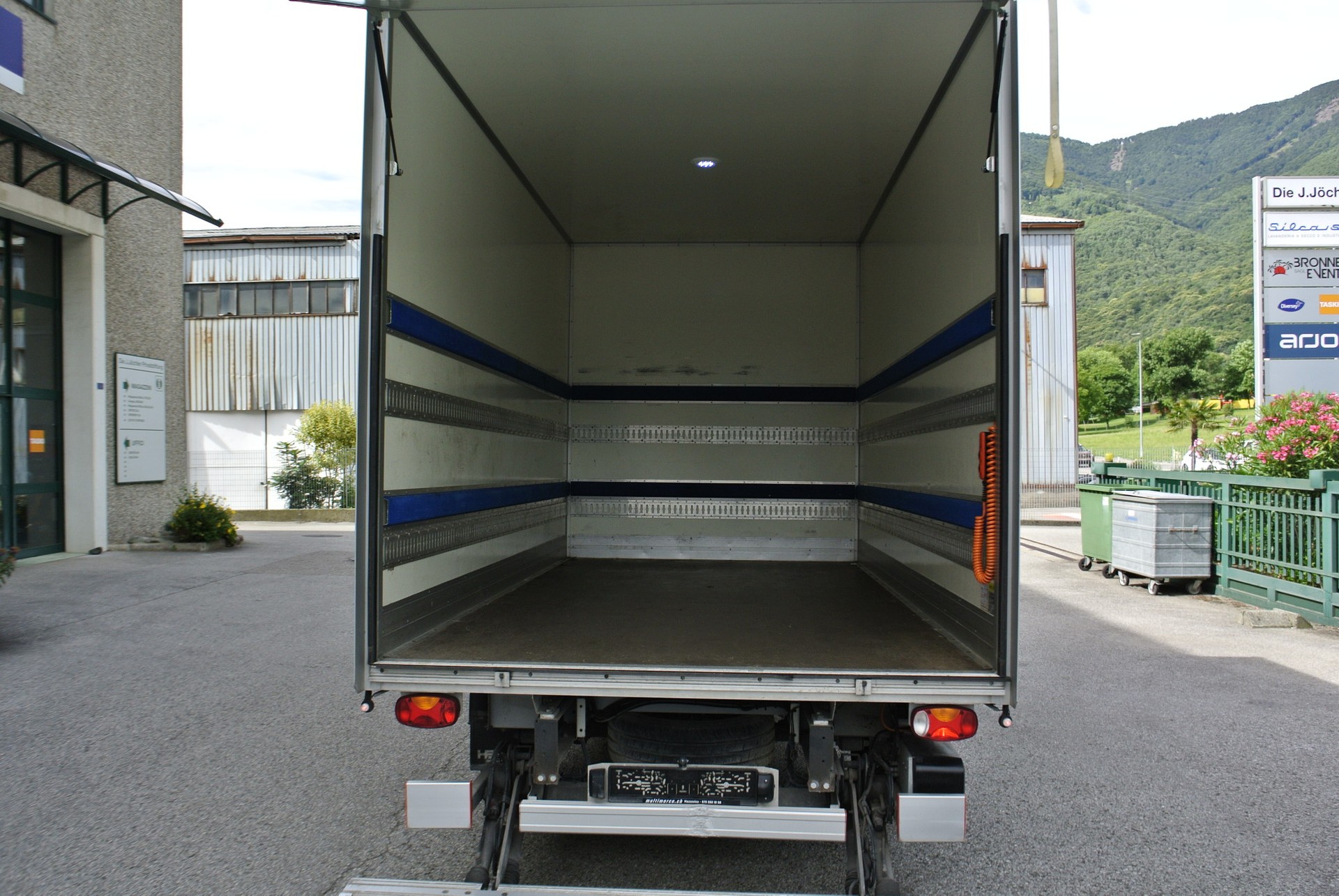 RENAULT Master T35 ENERGY 2.3dCi 145 L3-image-25