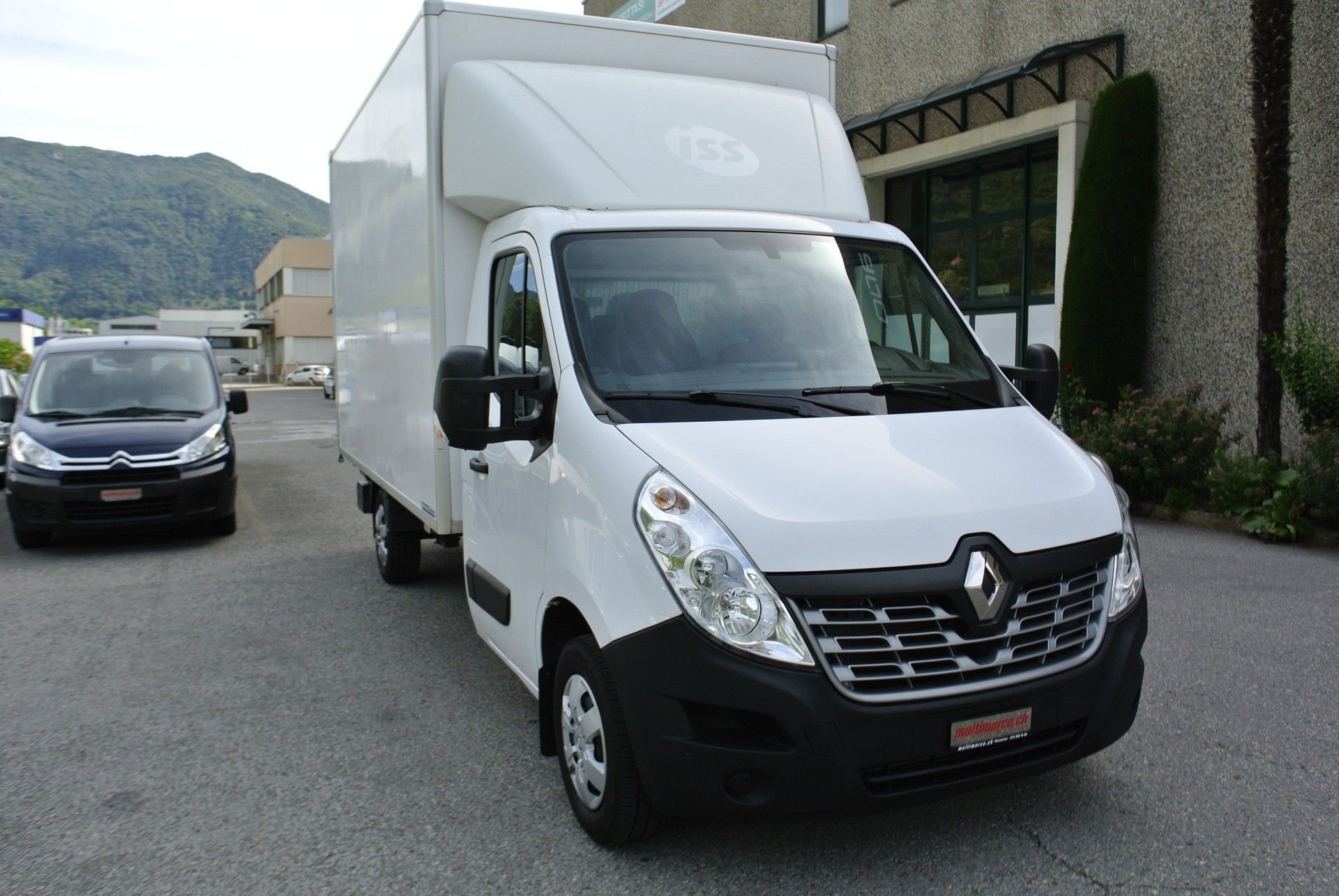 RENAULT Master T35 ENERGY 2.3dCi 145 L3-image-3