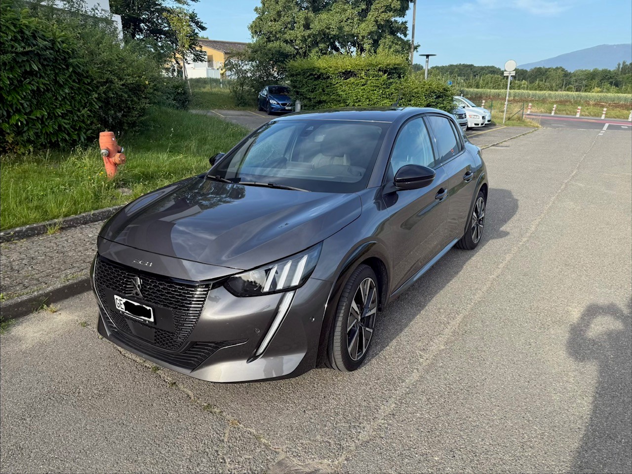 PEUGEOT 1.2 PureTech 130 GT-image-3