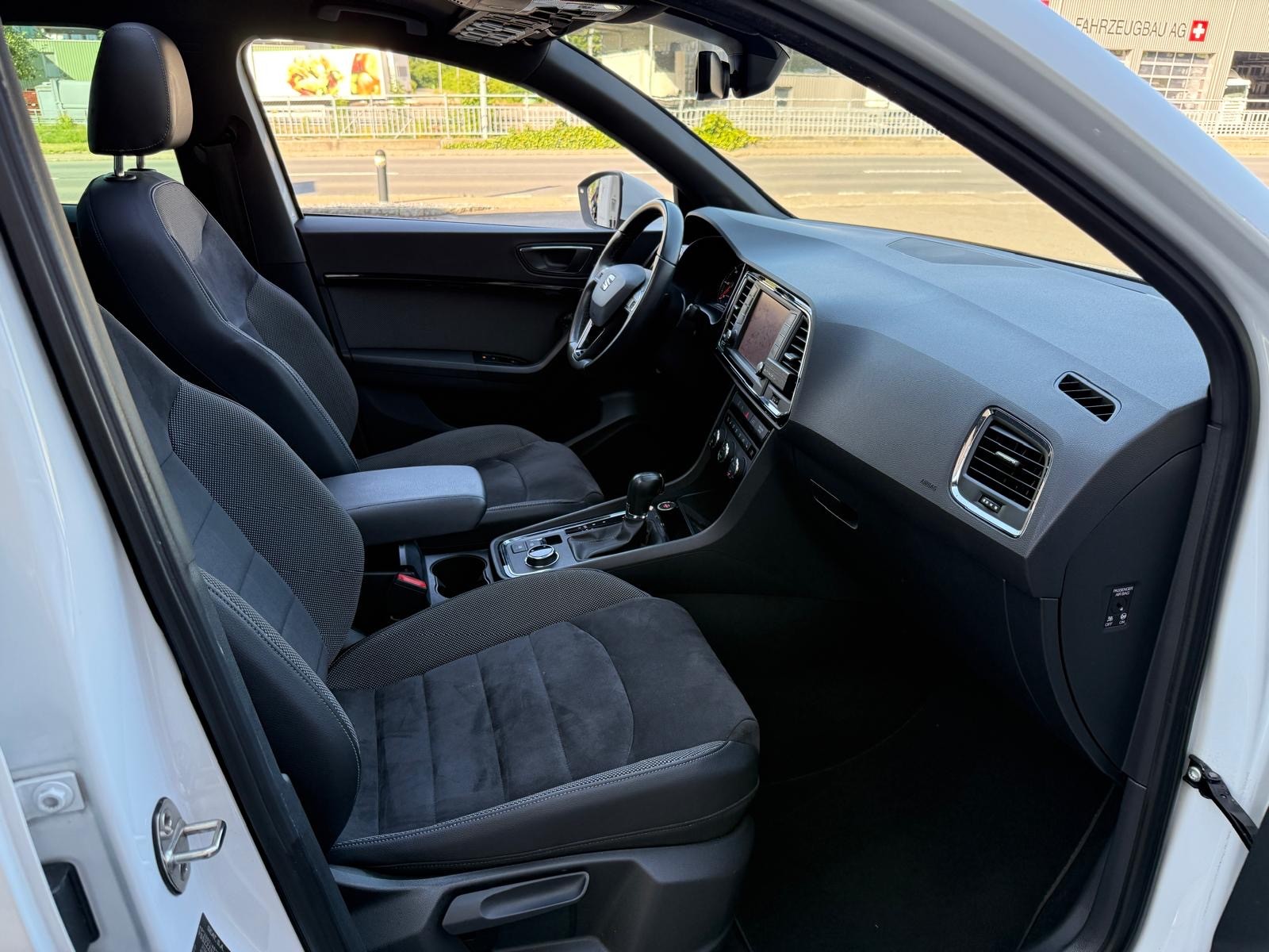 SEAT Ateca 2.0 TDI CR Xcellence 4Drive DSG-image-20