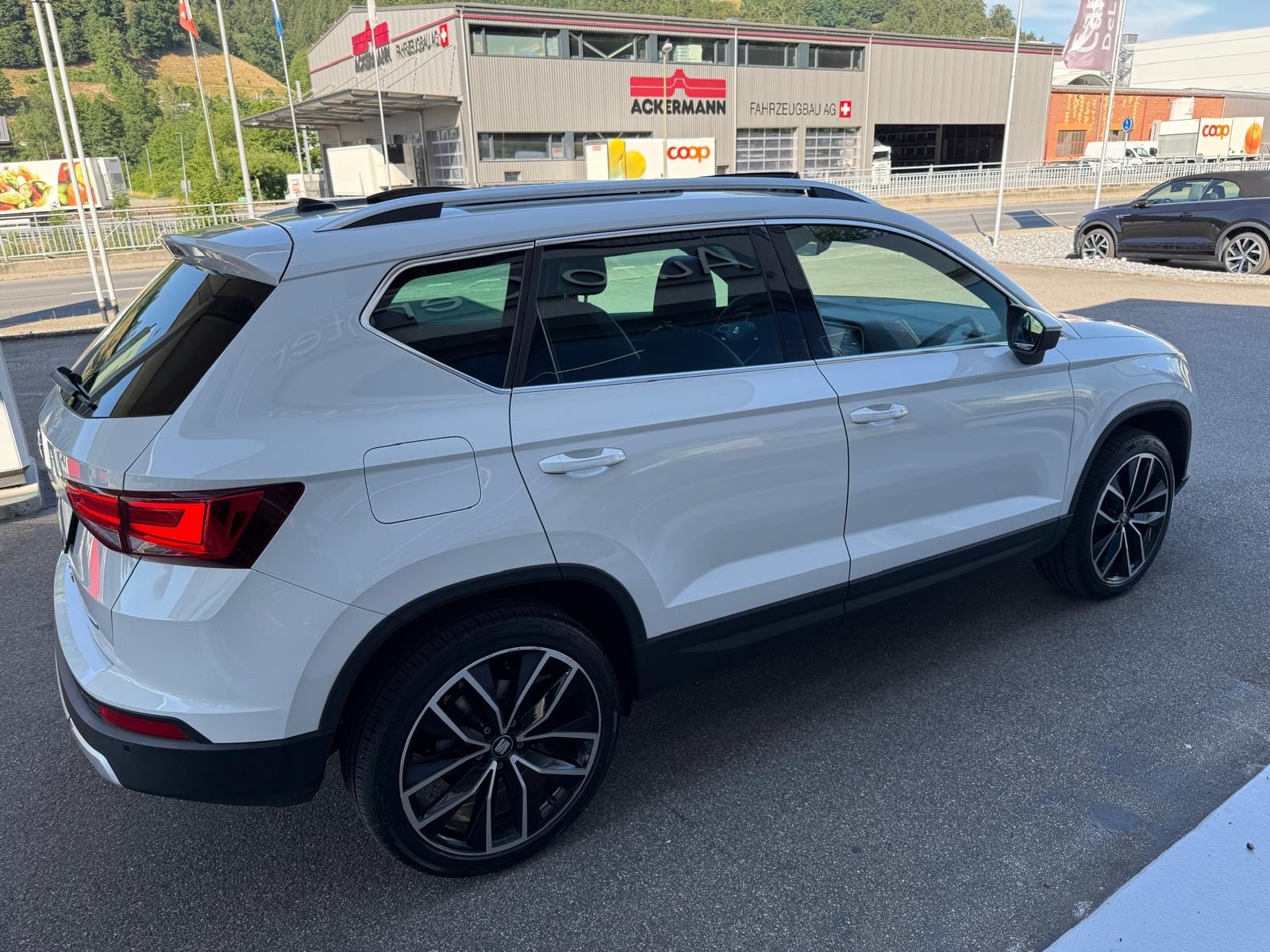 SEAT Ateca 2.0 TDI CR Xcellence 4Drive DSG-image-10